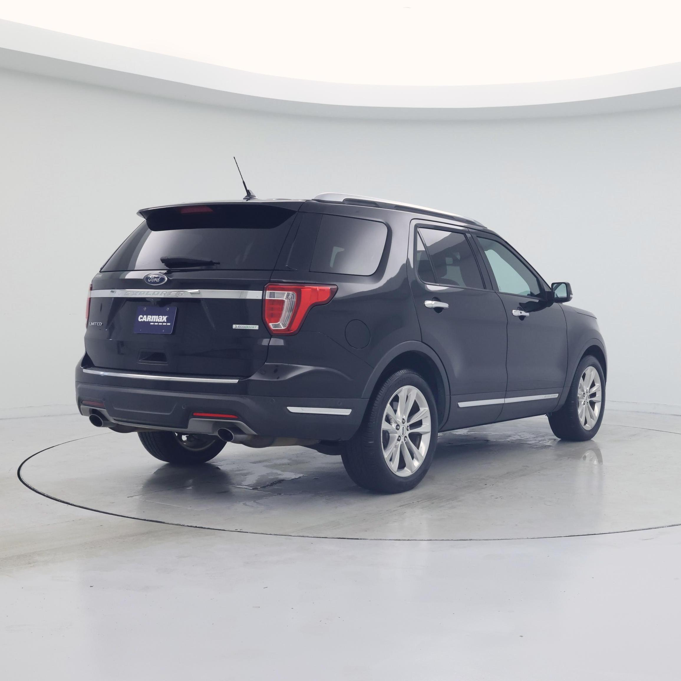 Thumbnail: 2019 Ford Explorer - 8