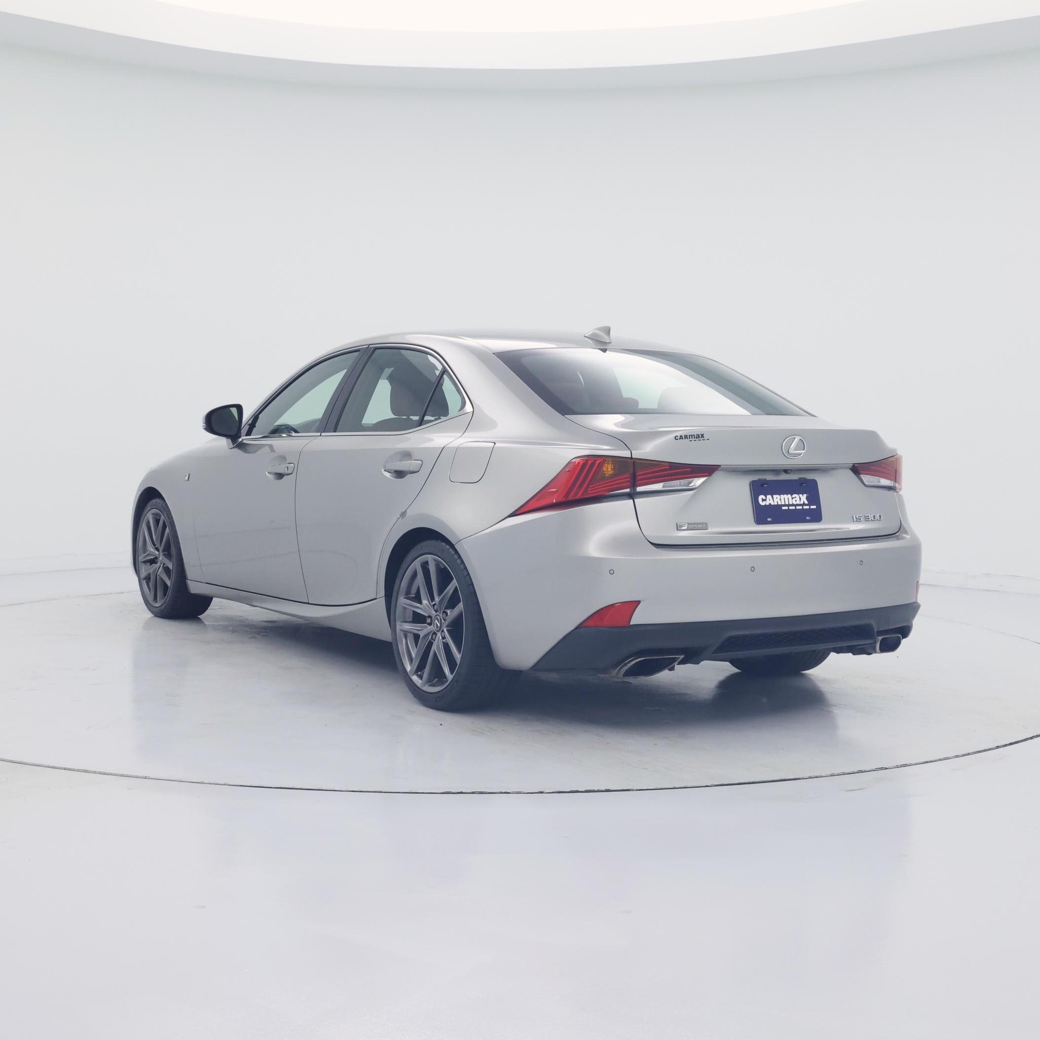 Thumbnail: 2019 Lexus IS - 2