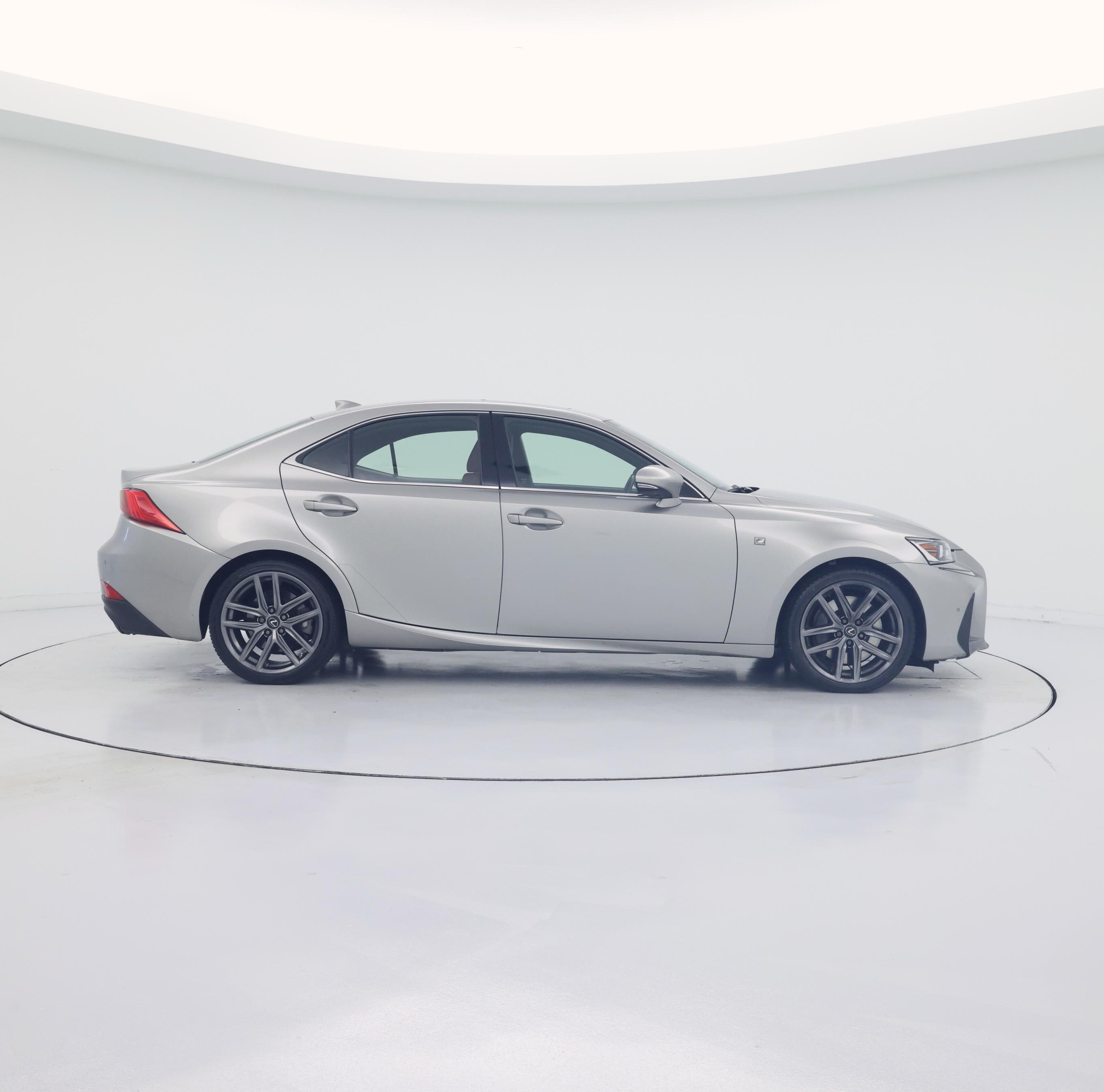 Thumbnail: 2019 Lexus IS - 7