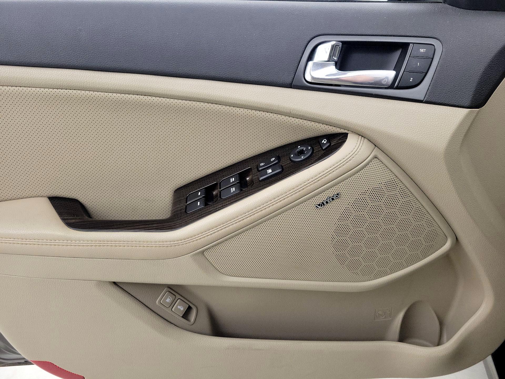 Thumbnail: 2014 Kia Optima - 12