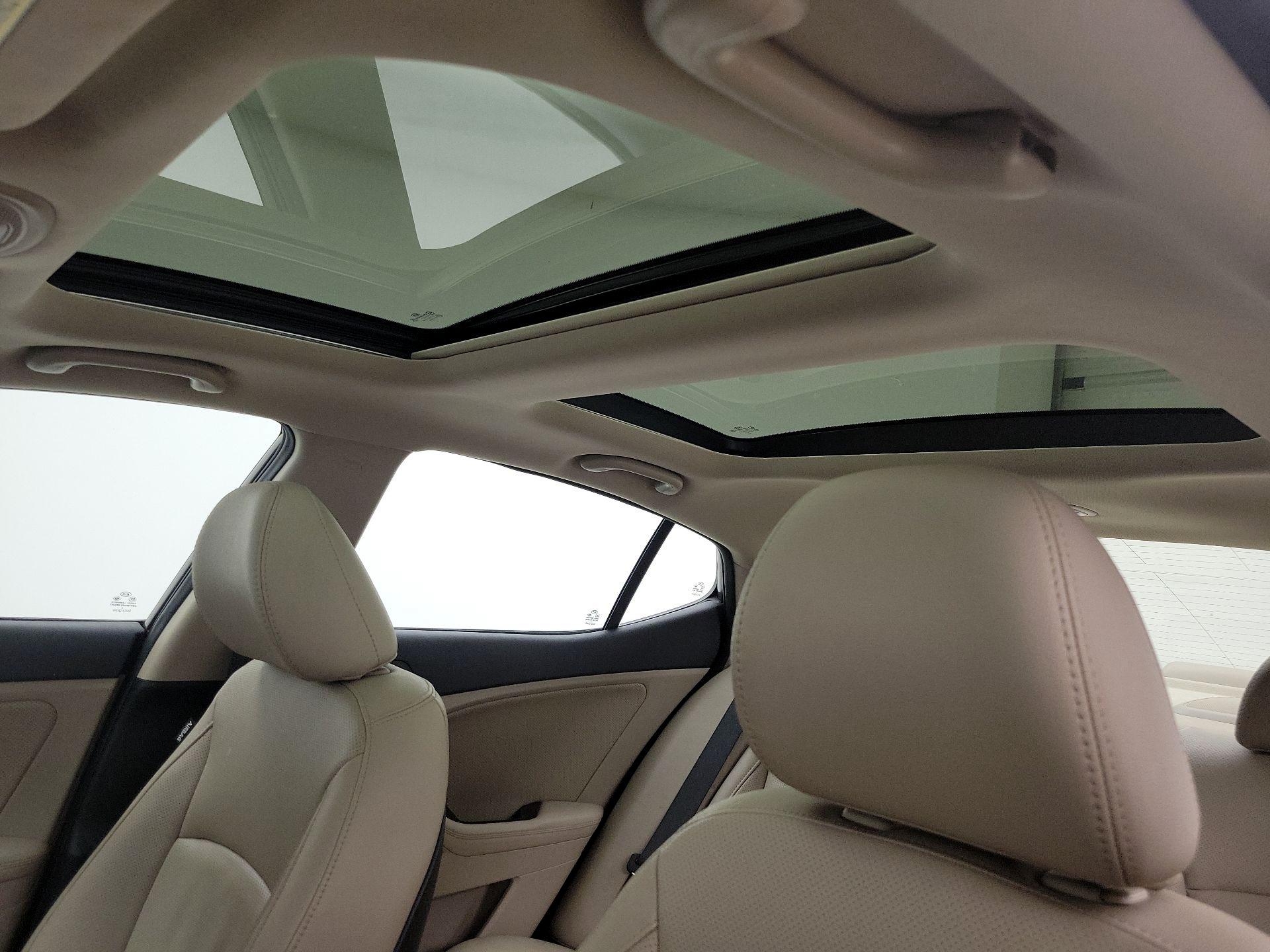 Thumbnail: 2014 Kia Optima - 20