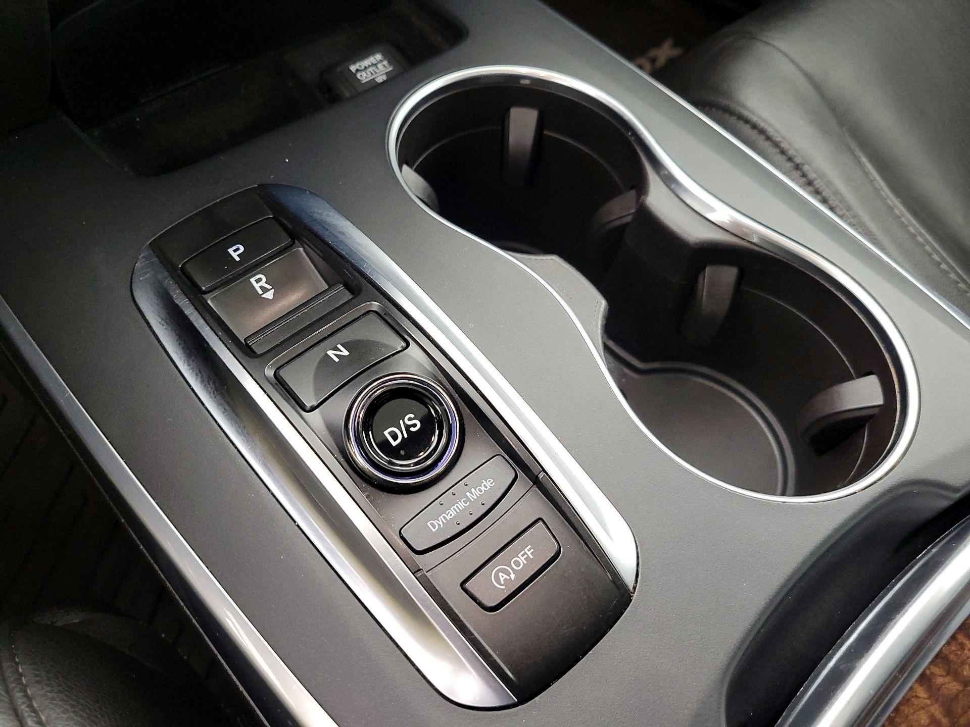 Thumbnail: 2019 Acura MDX - 17