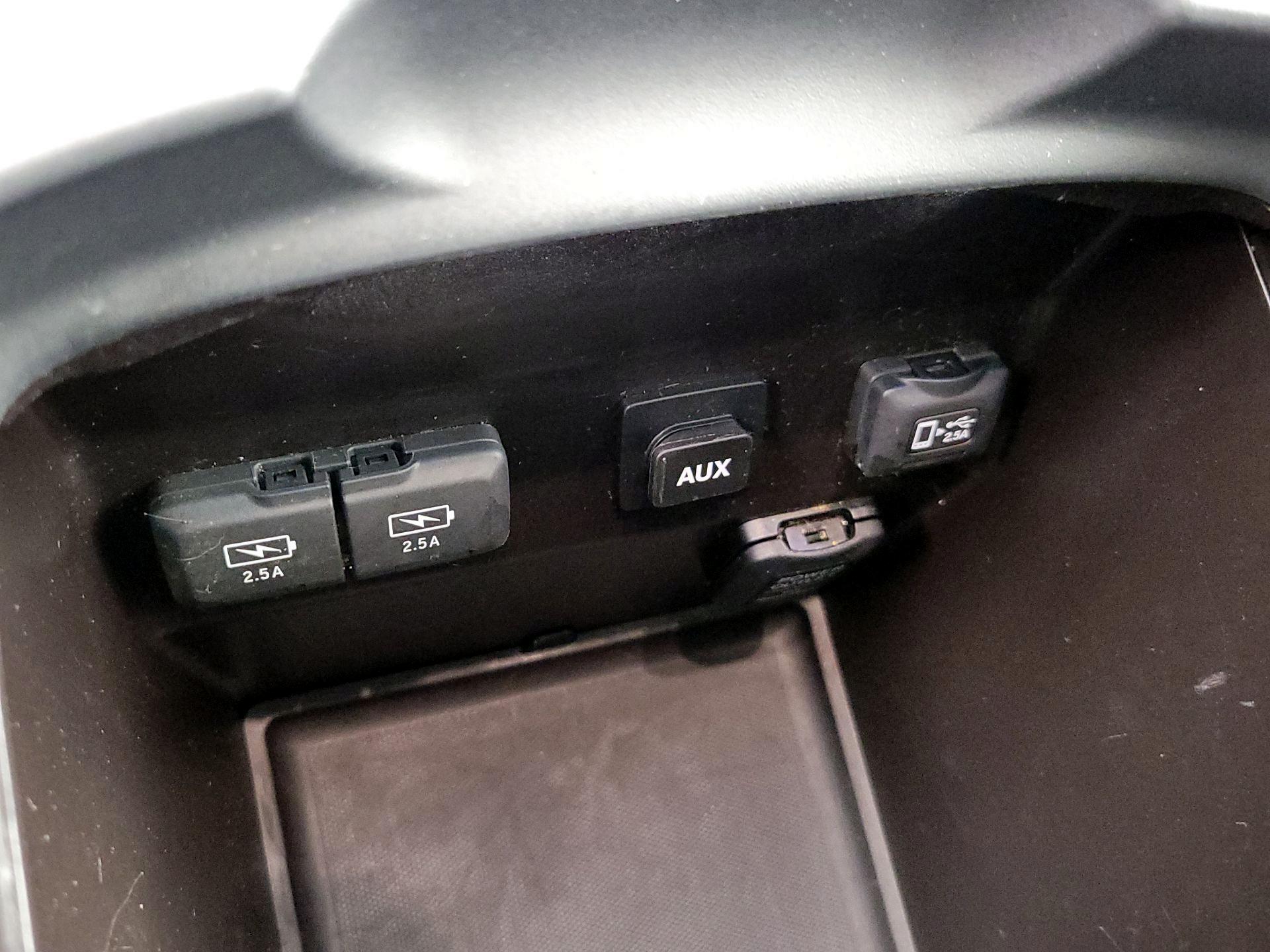 Thumbnail: 2019 Acura MDX - 18