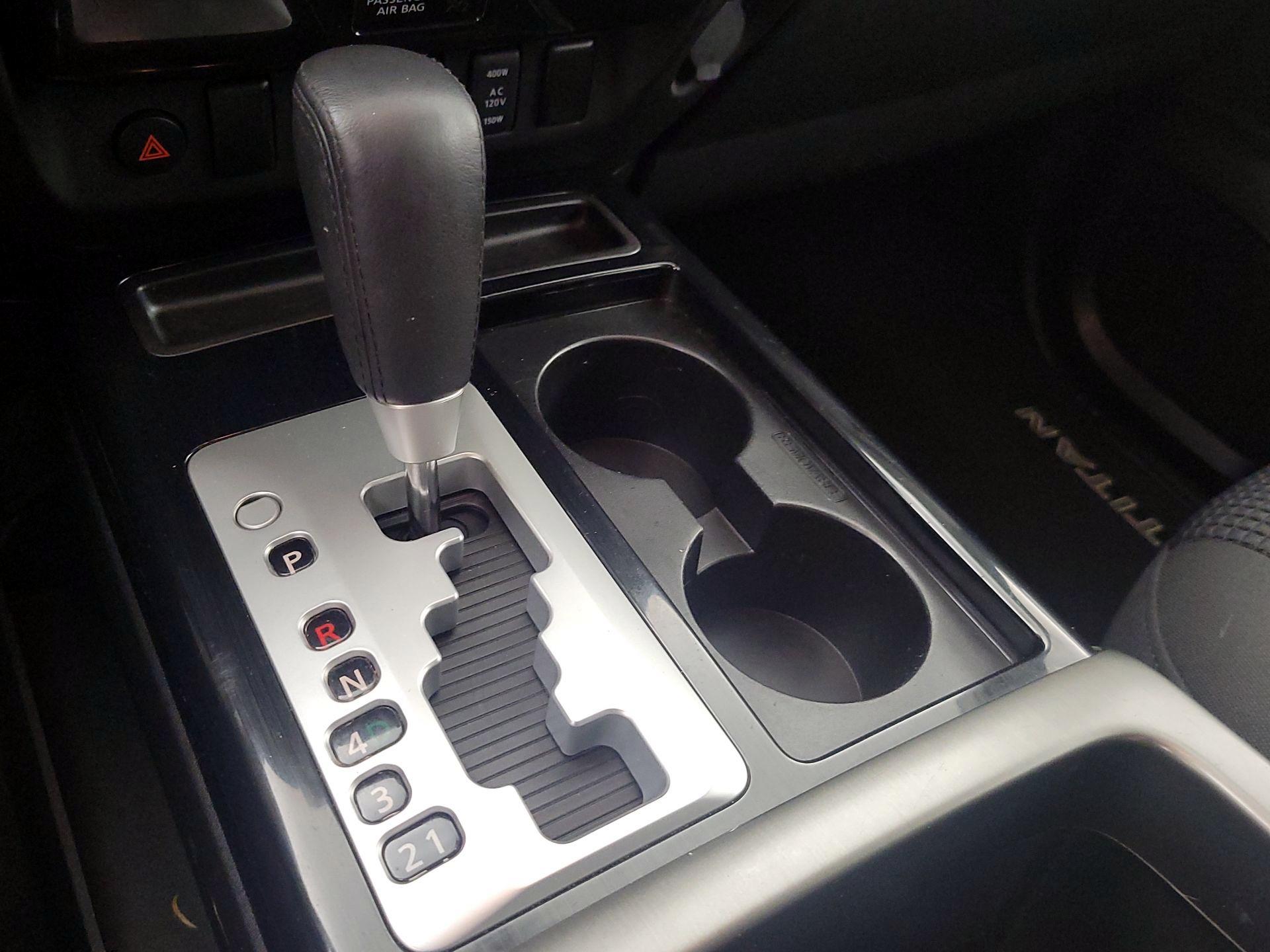 Thumbnail: 2015 Nissan Titan - 18