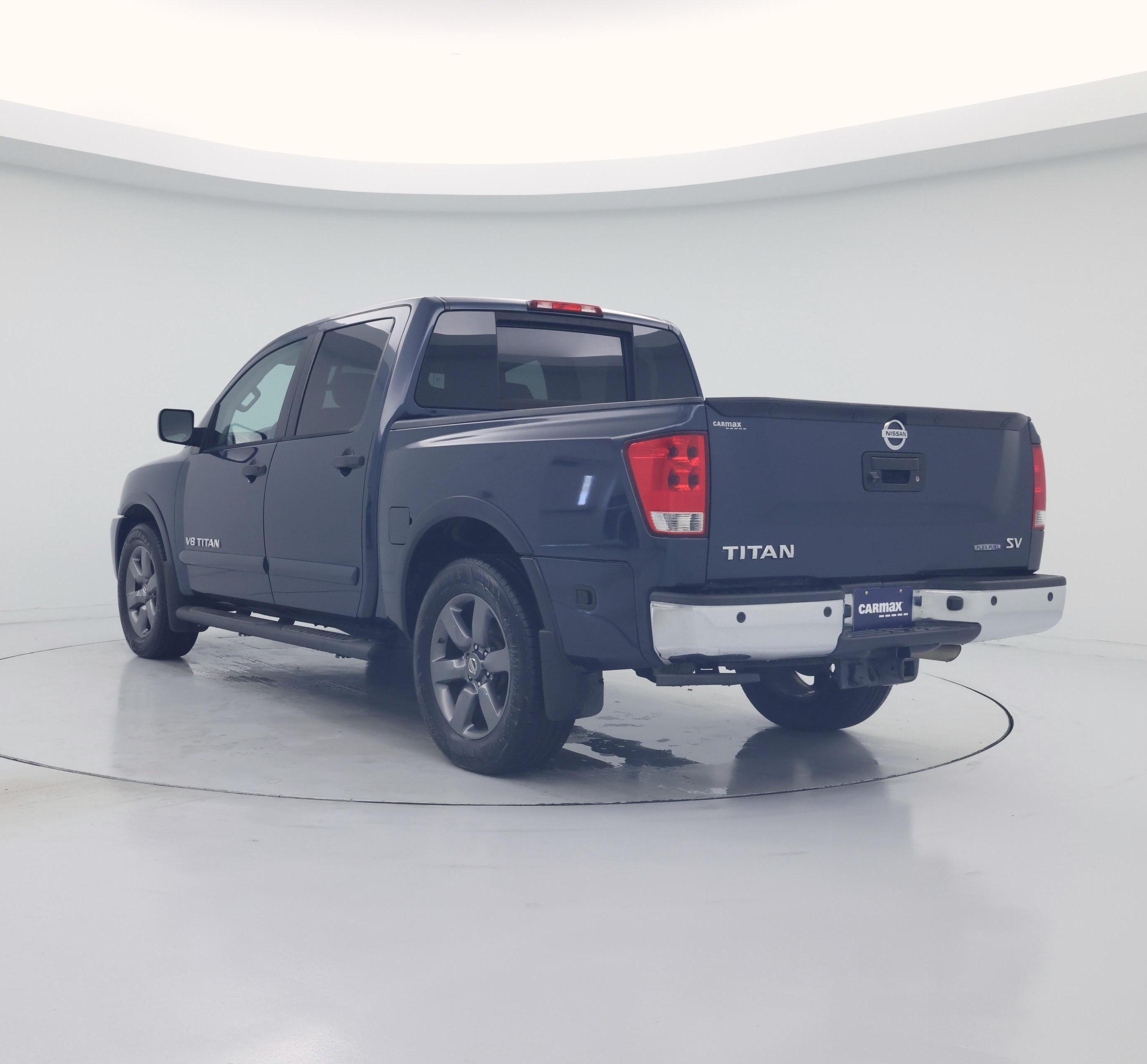 Thumbnail: 2015 Nissan Titan - 2