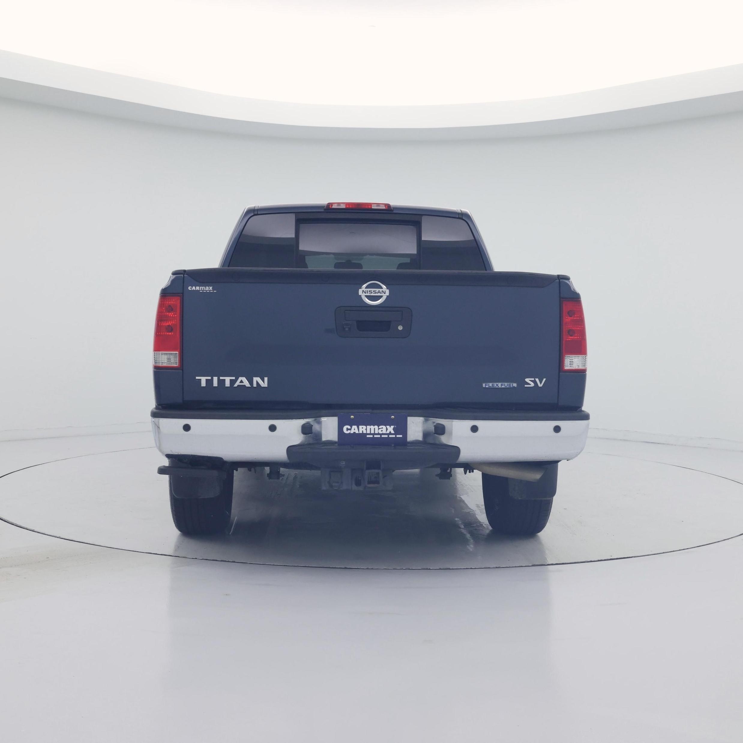 Thumbnail: 2015 Nissan Titan - 6