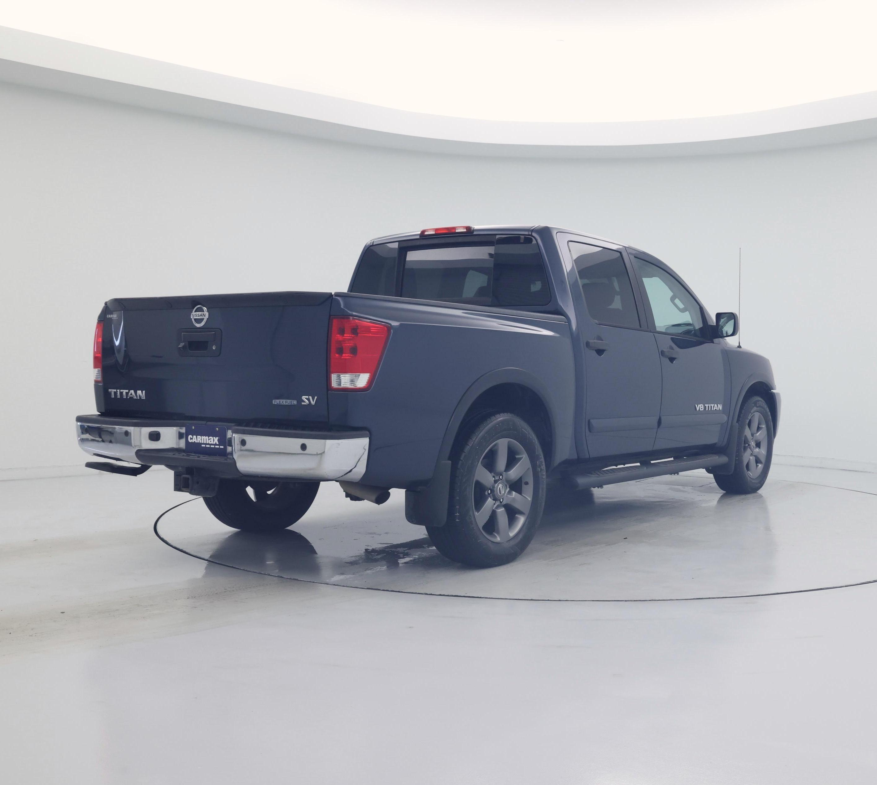Thumbnail: 2015 Nissan Titan - 8