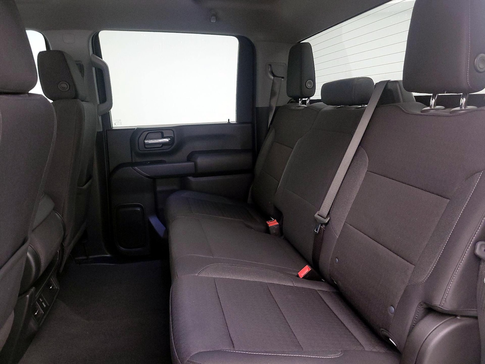 2025 Chevrolet Silverado 2500HD Custom - Photo 20