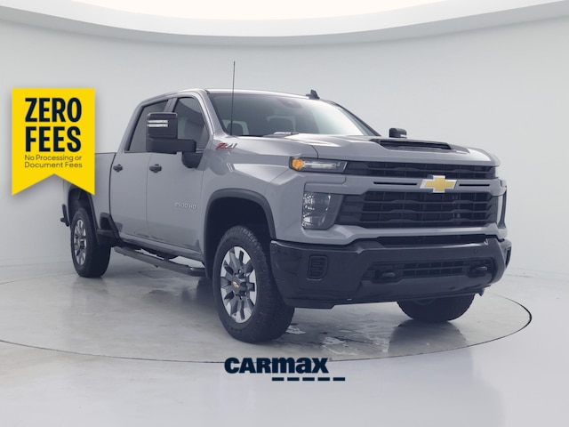 Gray 2025 Chevrolet Silverado 2500HD Custom Crew Cab 4WD Pickup Truck Four-Wheel Drive Automatic