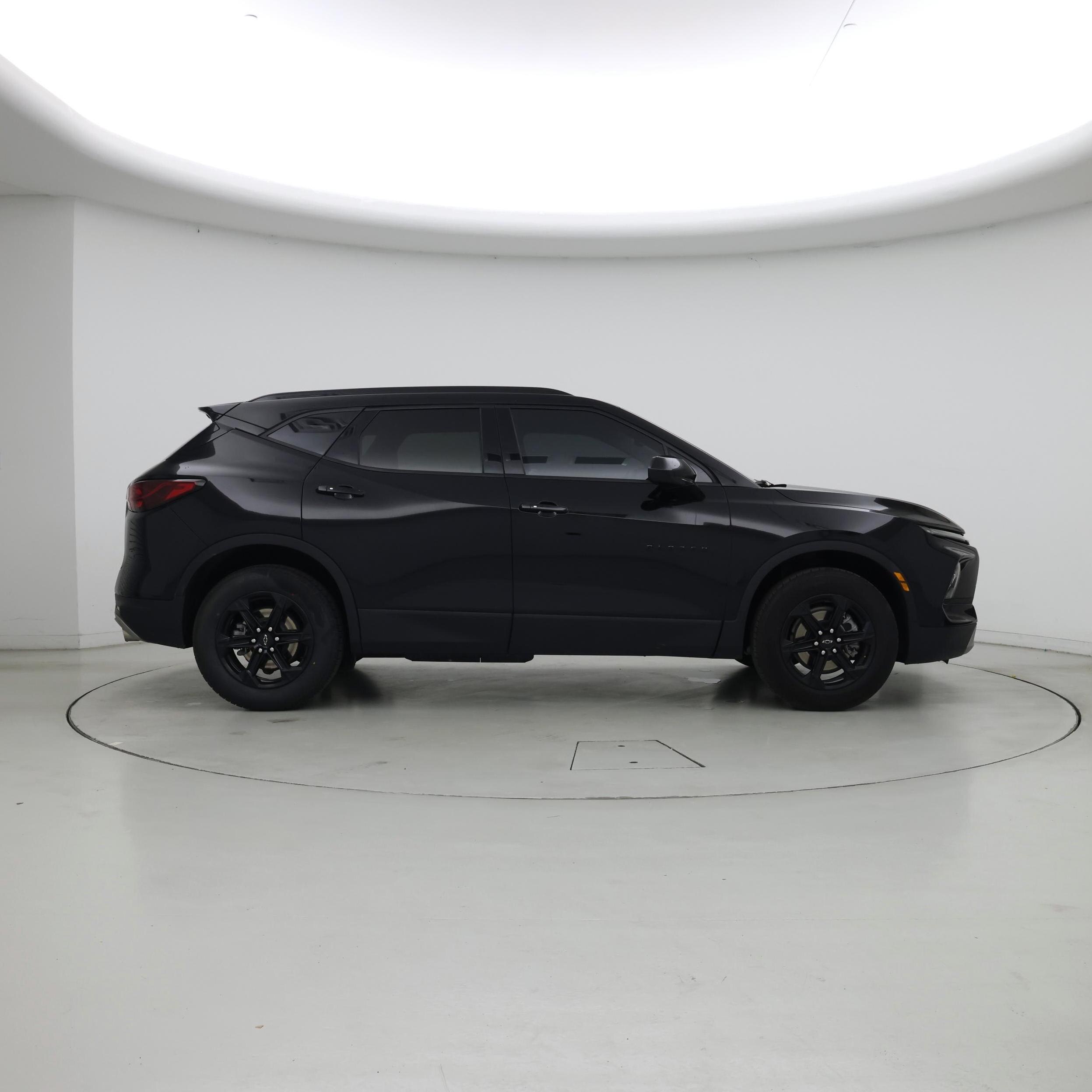 Thumbnail: 2023 Chevrolet Blazer - 7