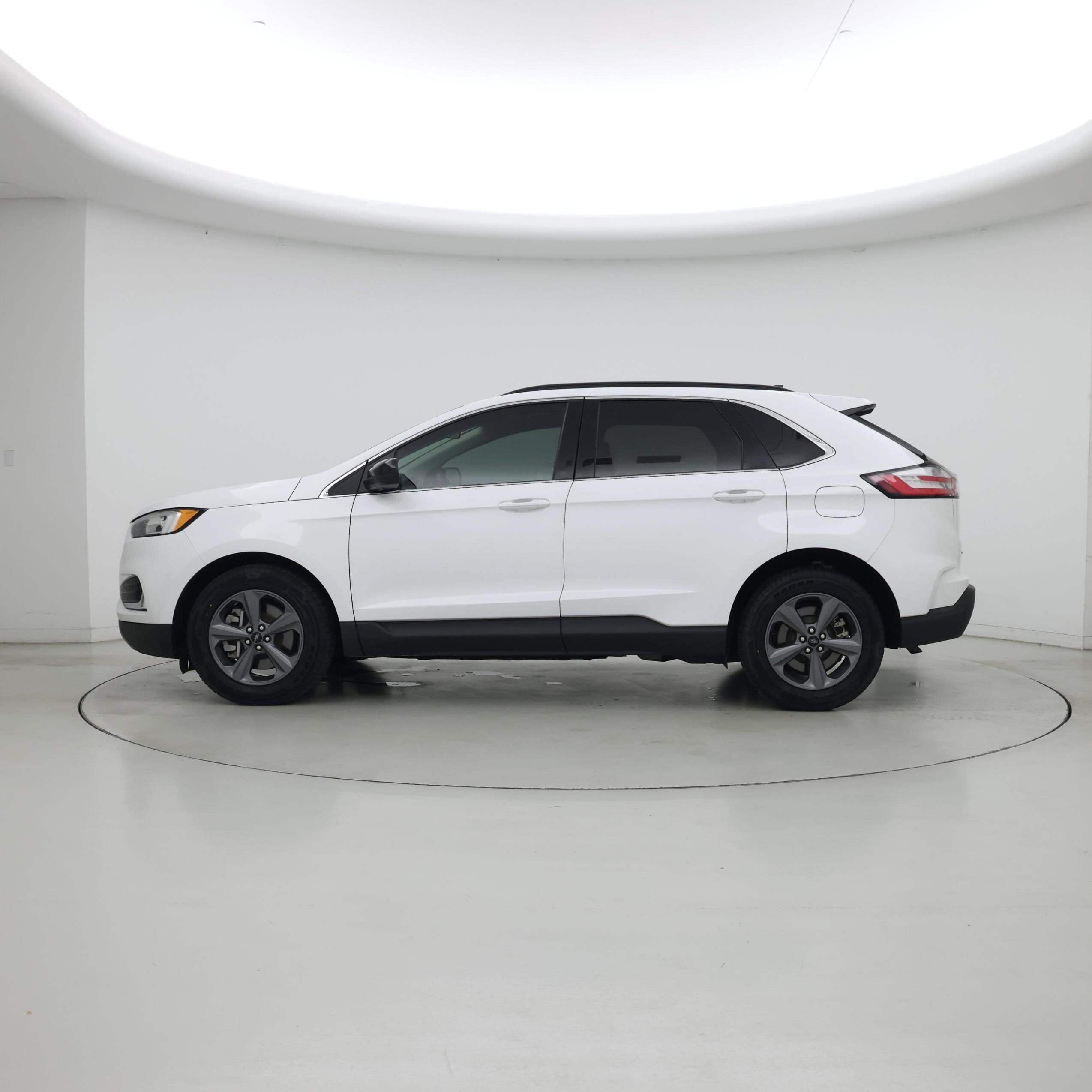 Thumbnail: 2022 Ford Edge - 3