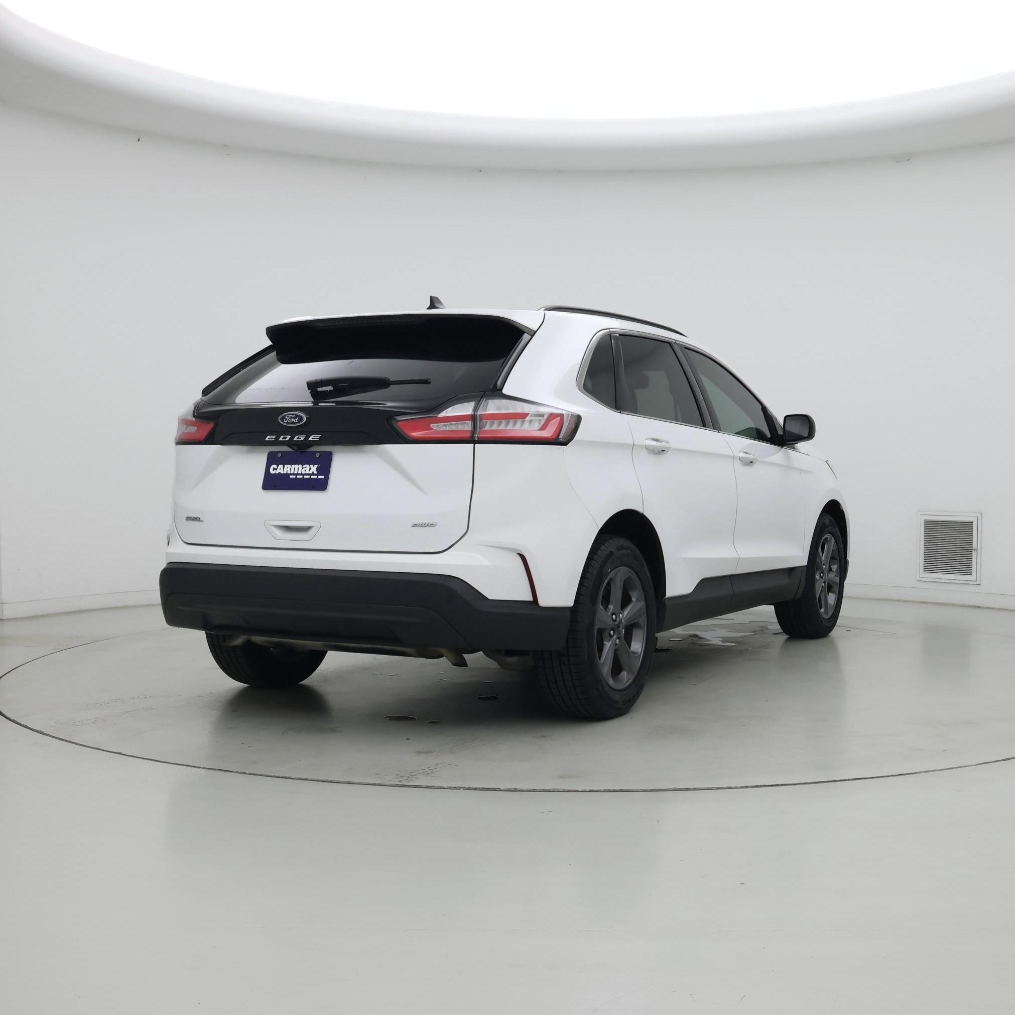 Thumbnail: 2022 Ford Edge - 8