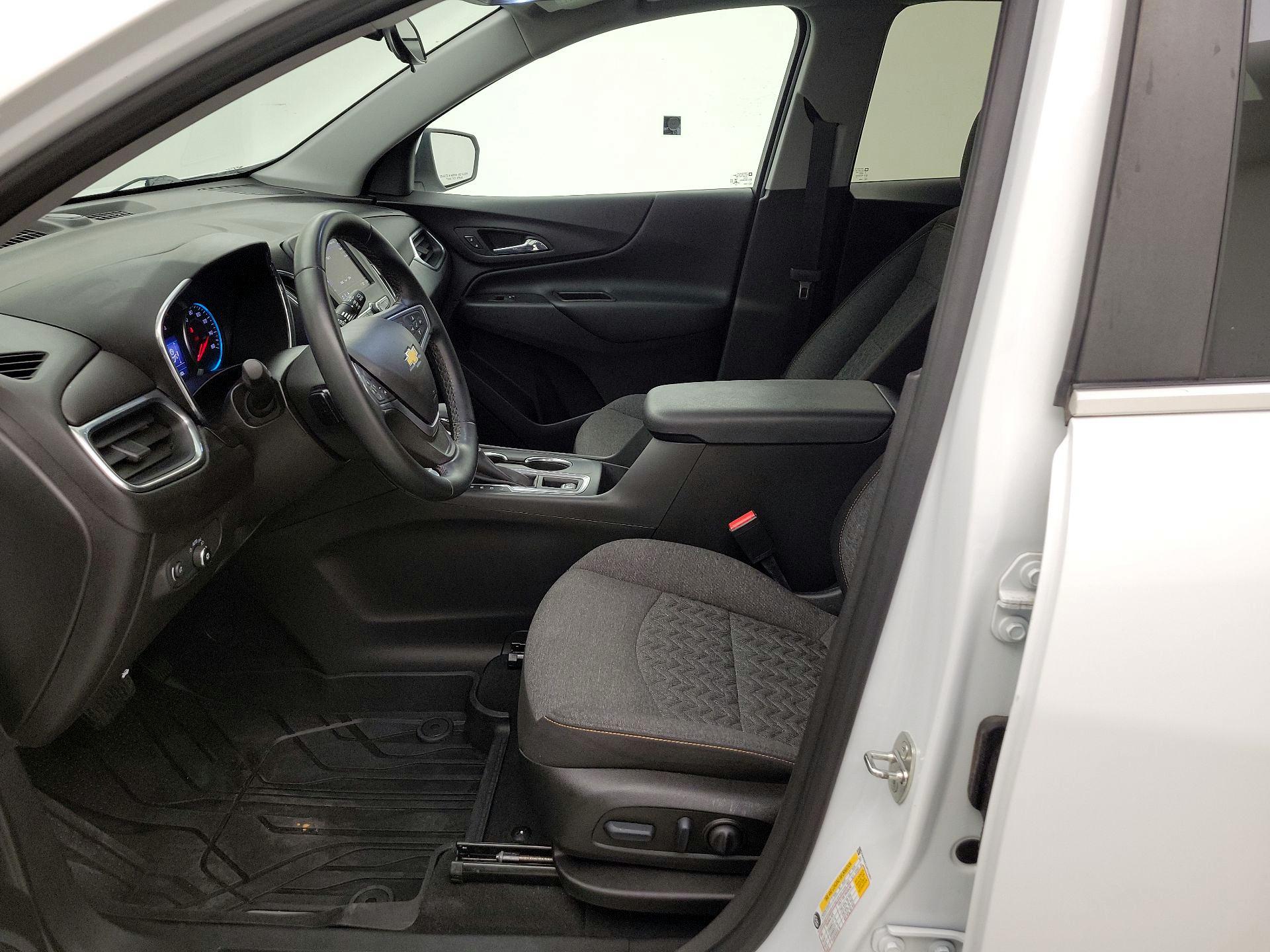 Thumbnail: 2023 Chevrolet Equinox - 11