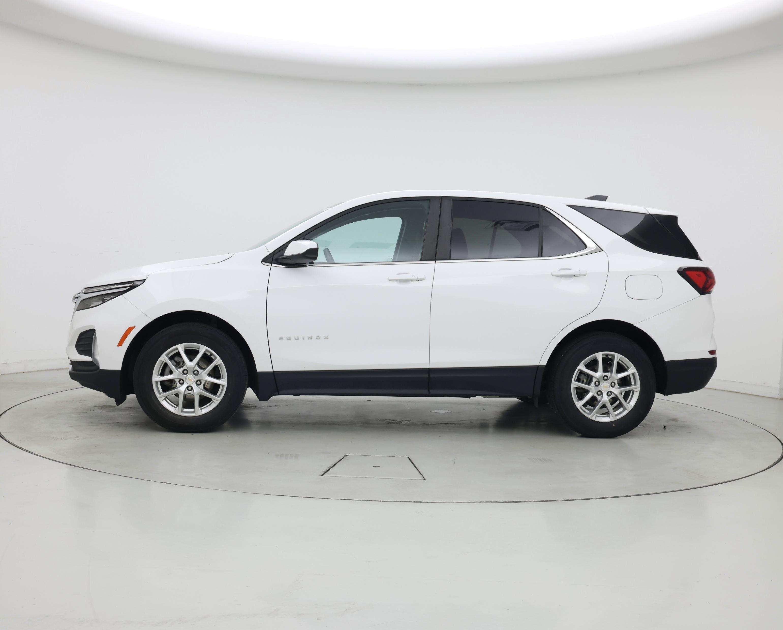Thumbnail: 2023 Chevrolet Equinox - 3