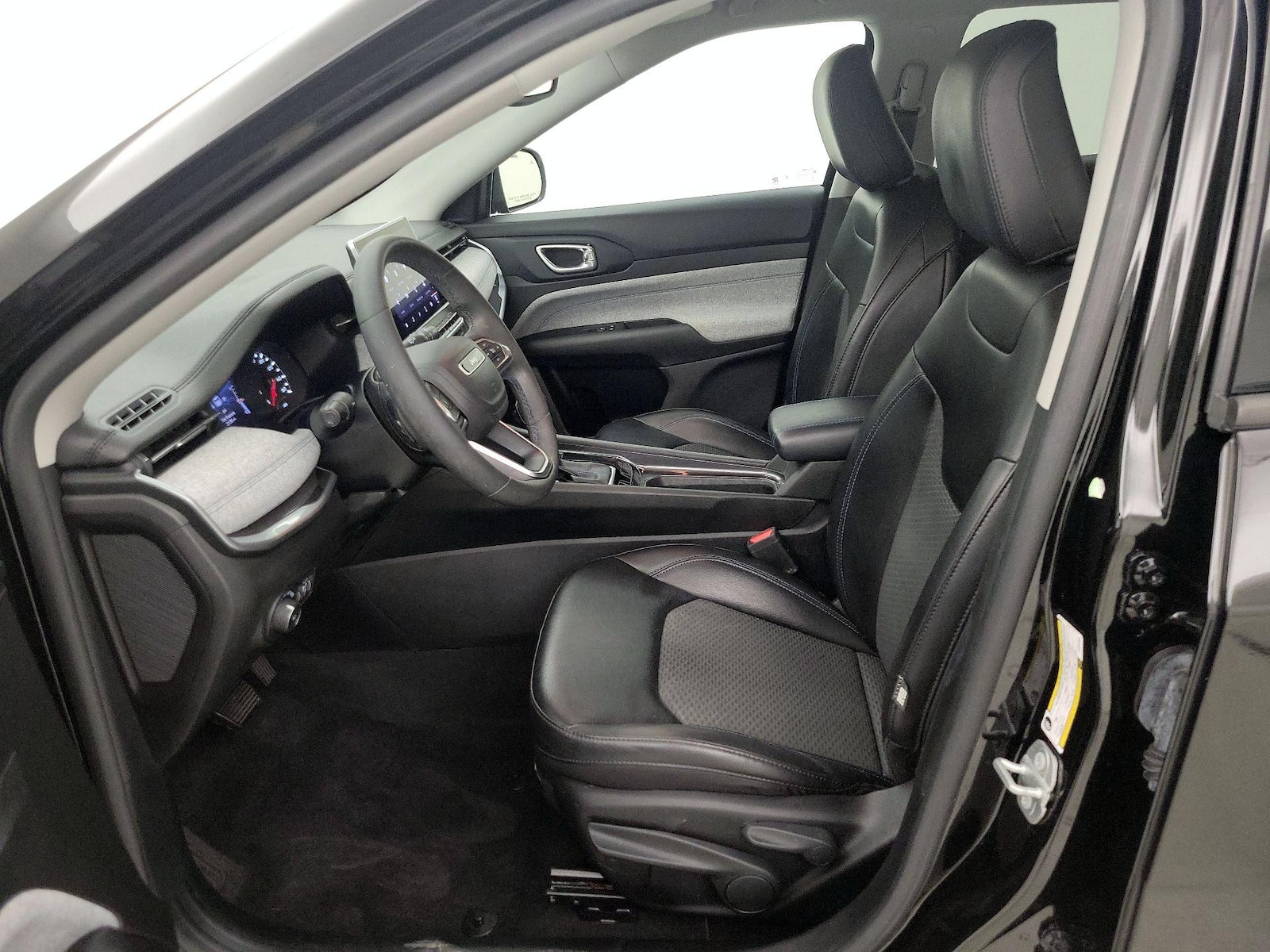 2022 Jeep Compass Latitude - Photo 12