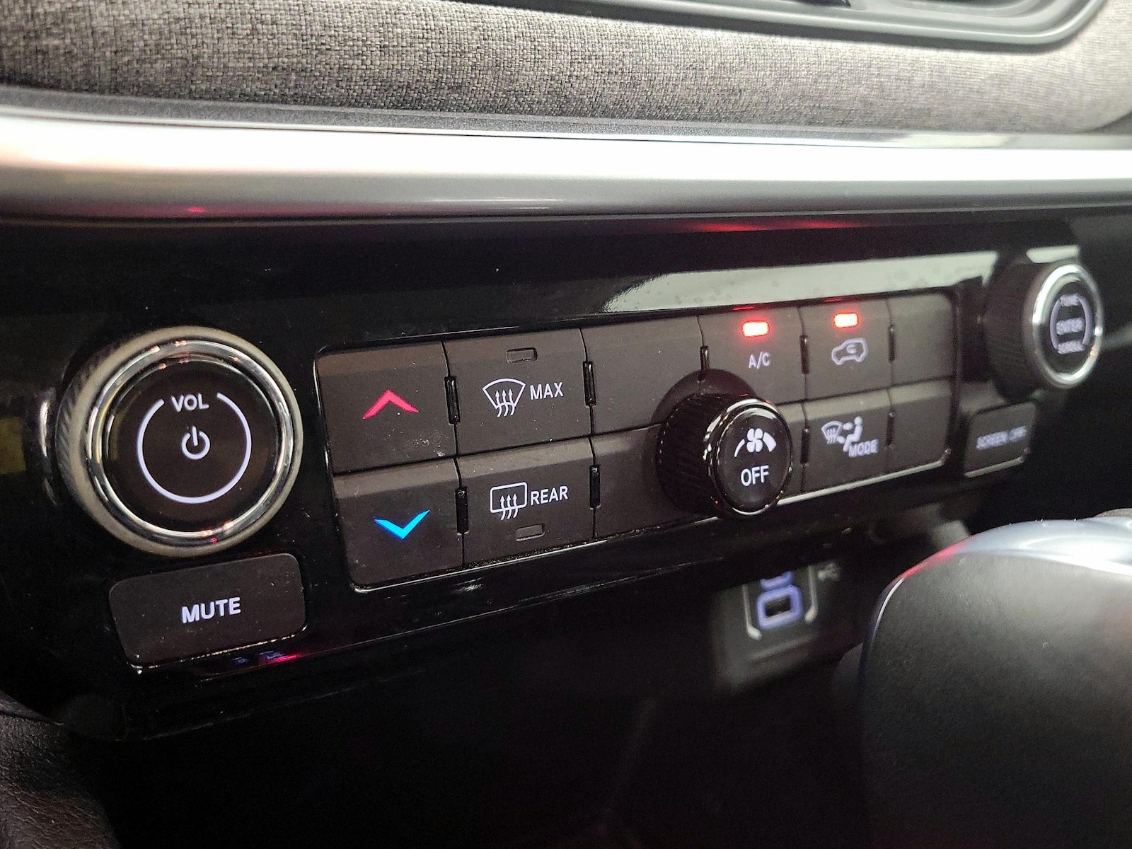 2022 Jeep Compass Latitude - Photo 17