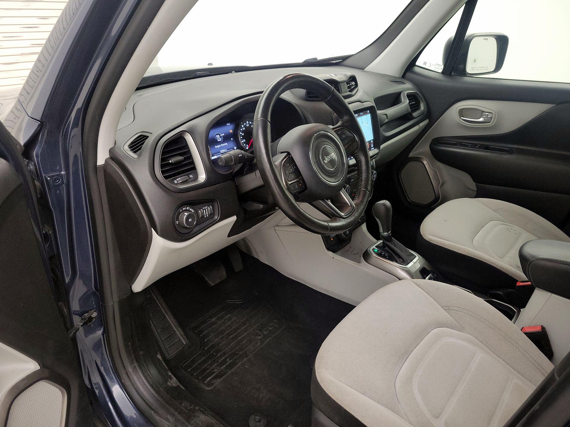 Thumbnail: 2022 Jeep Renegade - 11