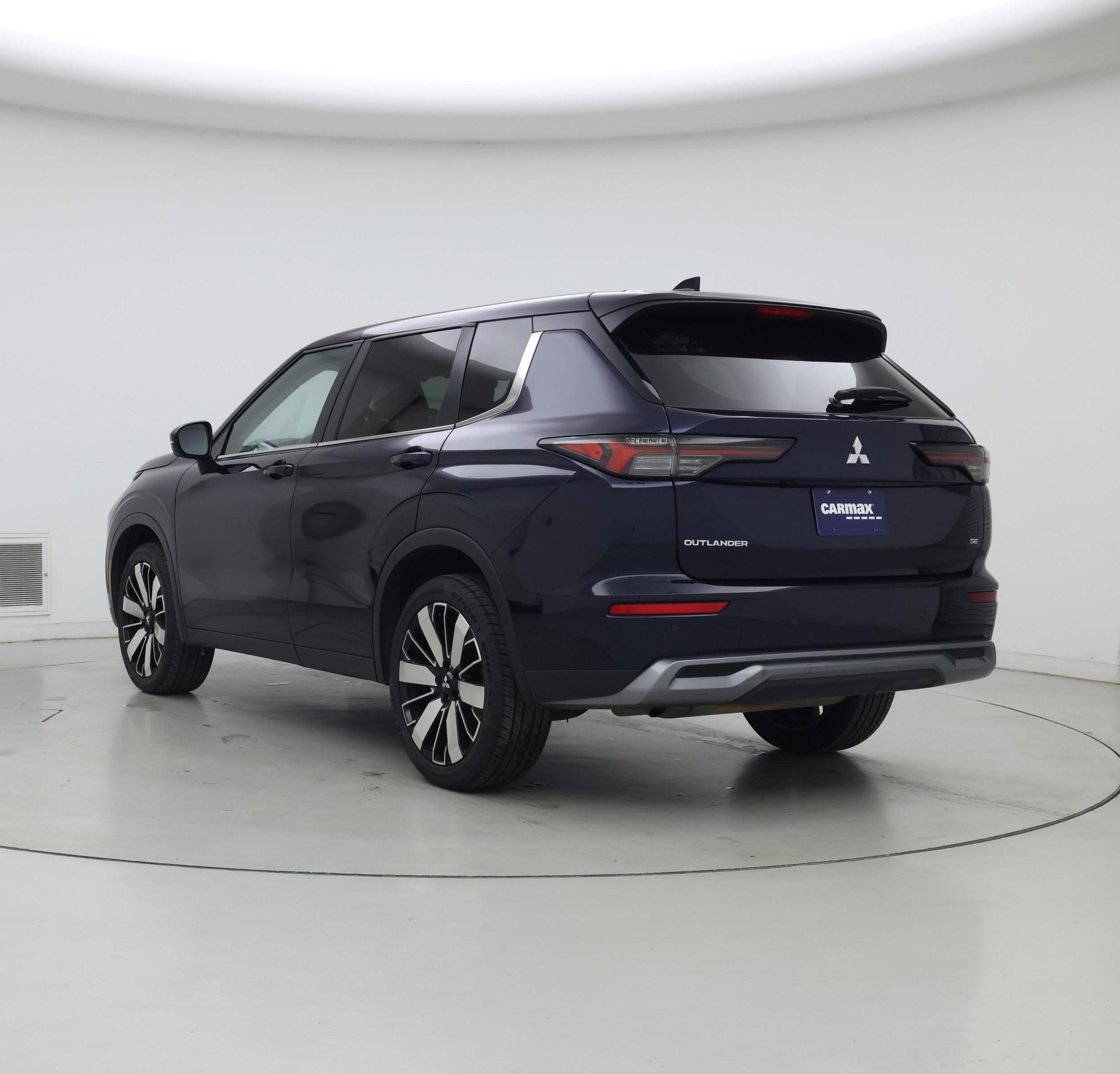 Thumbnail: 2025 Mitsubishi Outlander - 2
