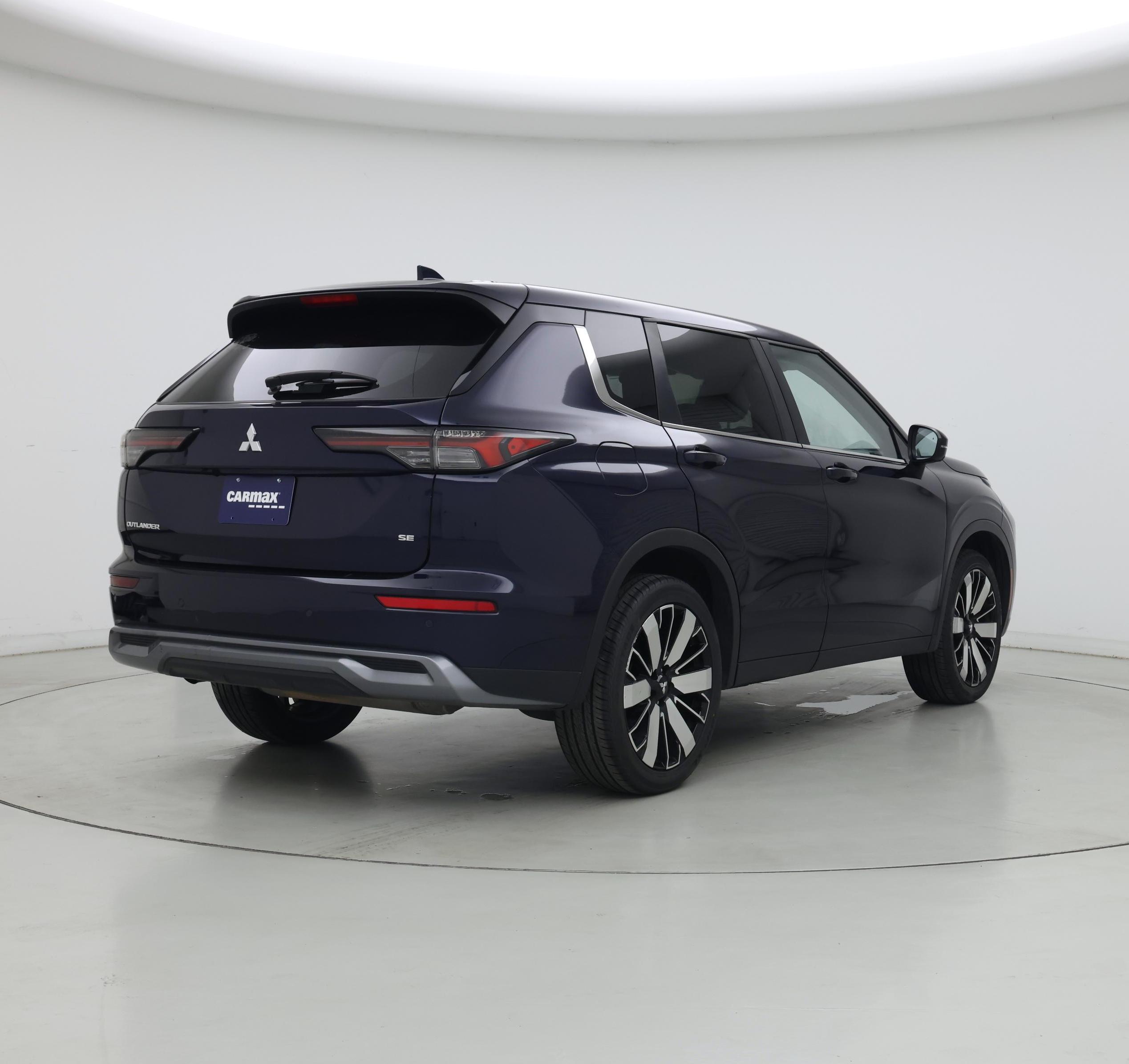 Thumbnail: 2025 Mitsubishi Outlander - 8