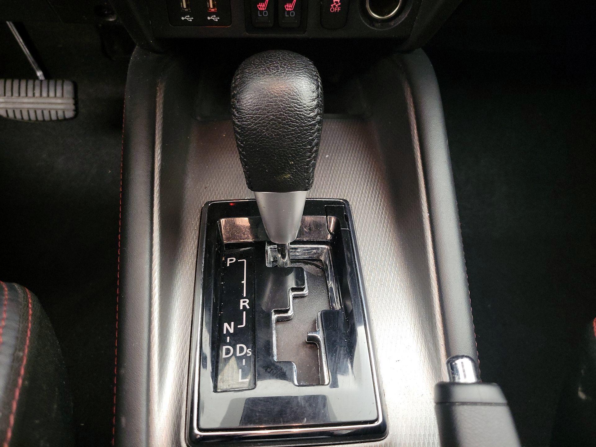 Thumbnail: 2022 Mitsubishi Outlander Sport - 17