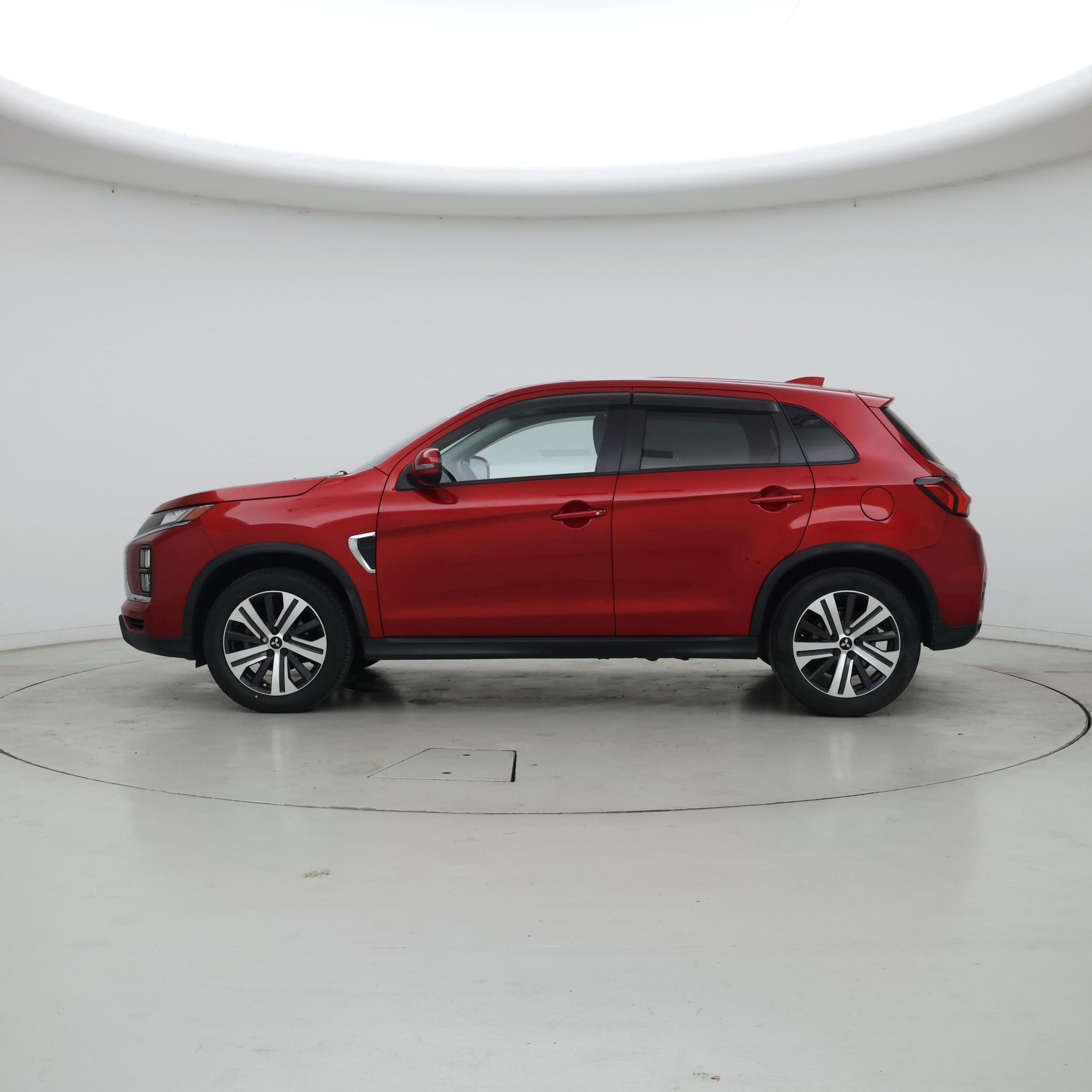 Thumbnail: 2022 Mitsubishi Outlander Sport - 3