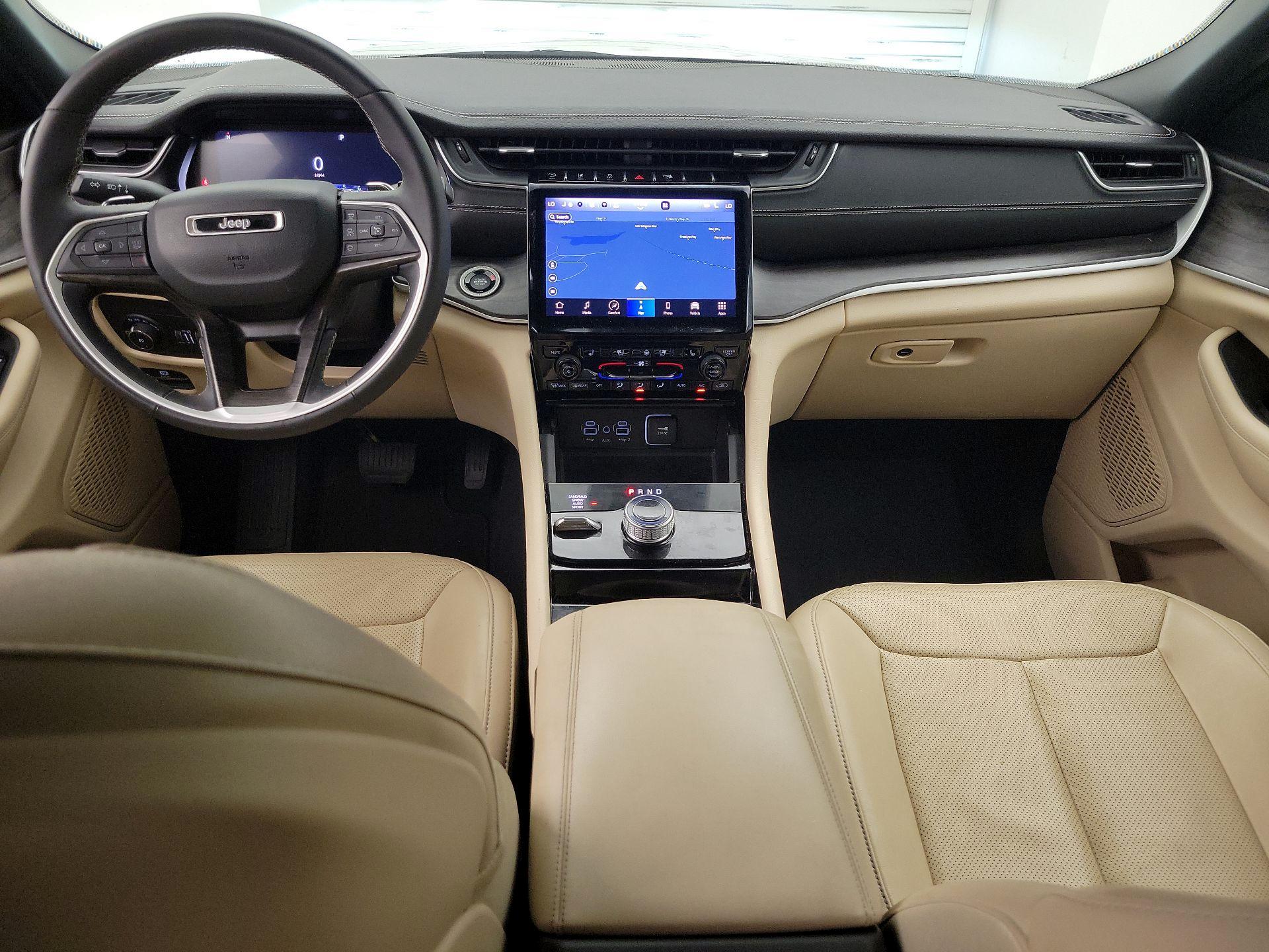 Thumbnail: 2023 Jeep Grand Cherokee L - 9
