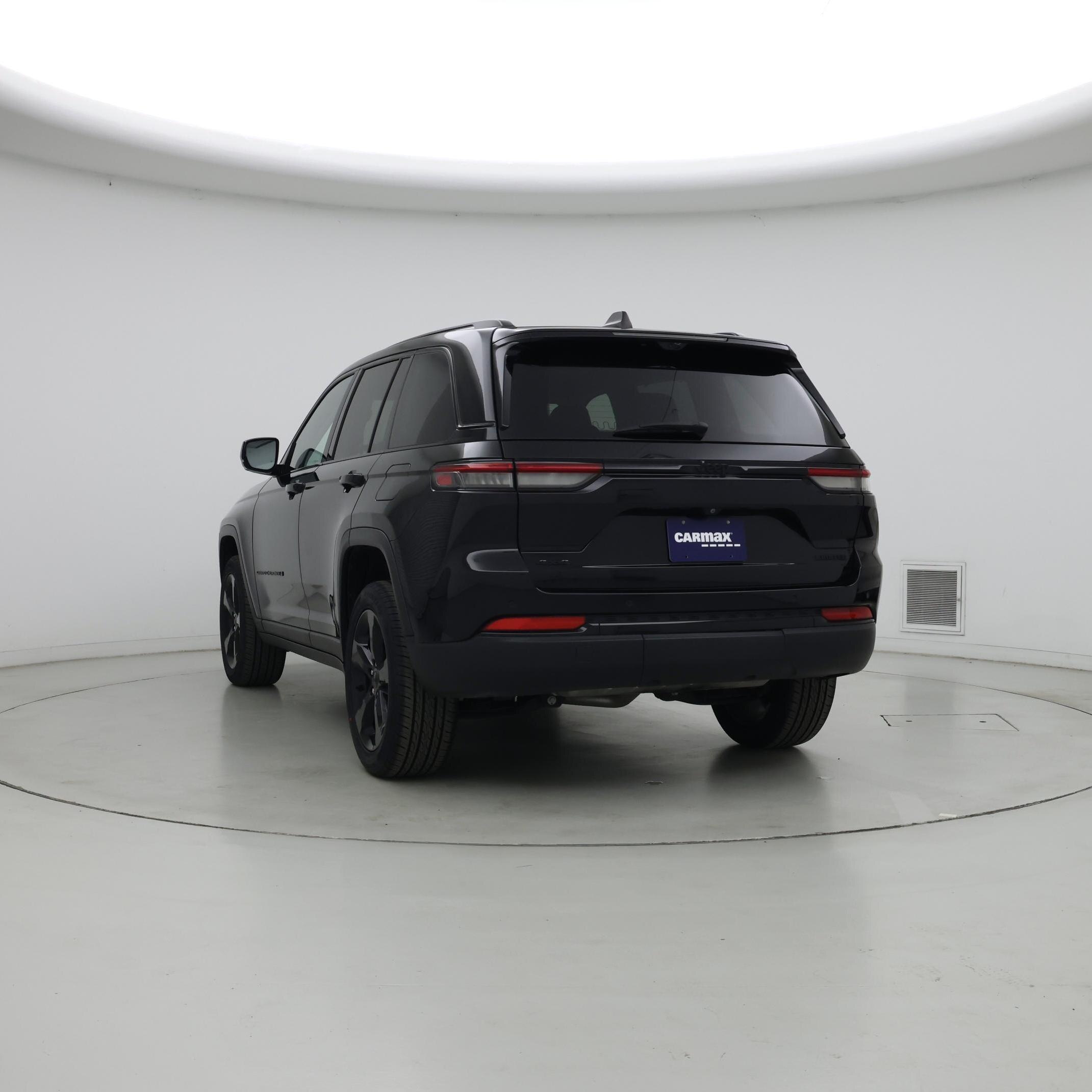 Thumbnail: 2023 Jeep Grand Cherokee - 2