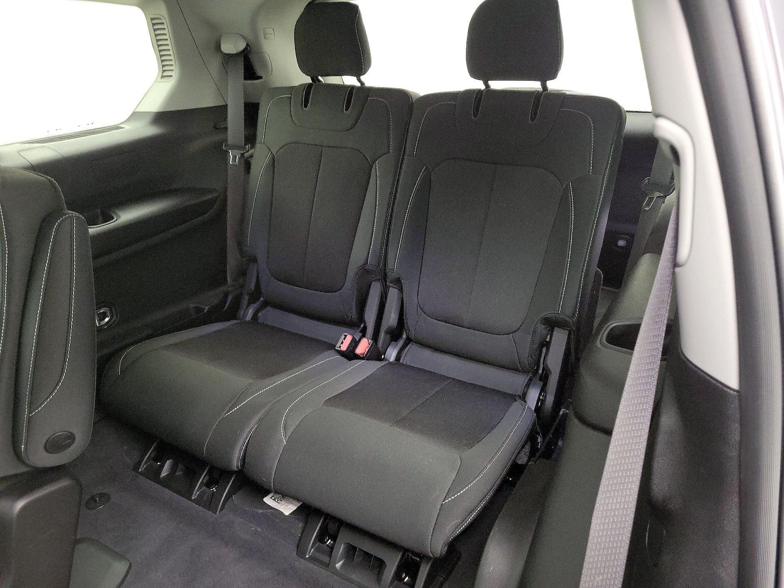 2023 Jeep Grand Cherokee L Laredo - Photo 22