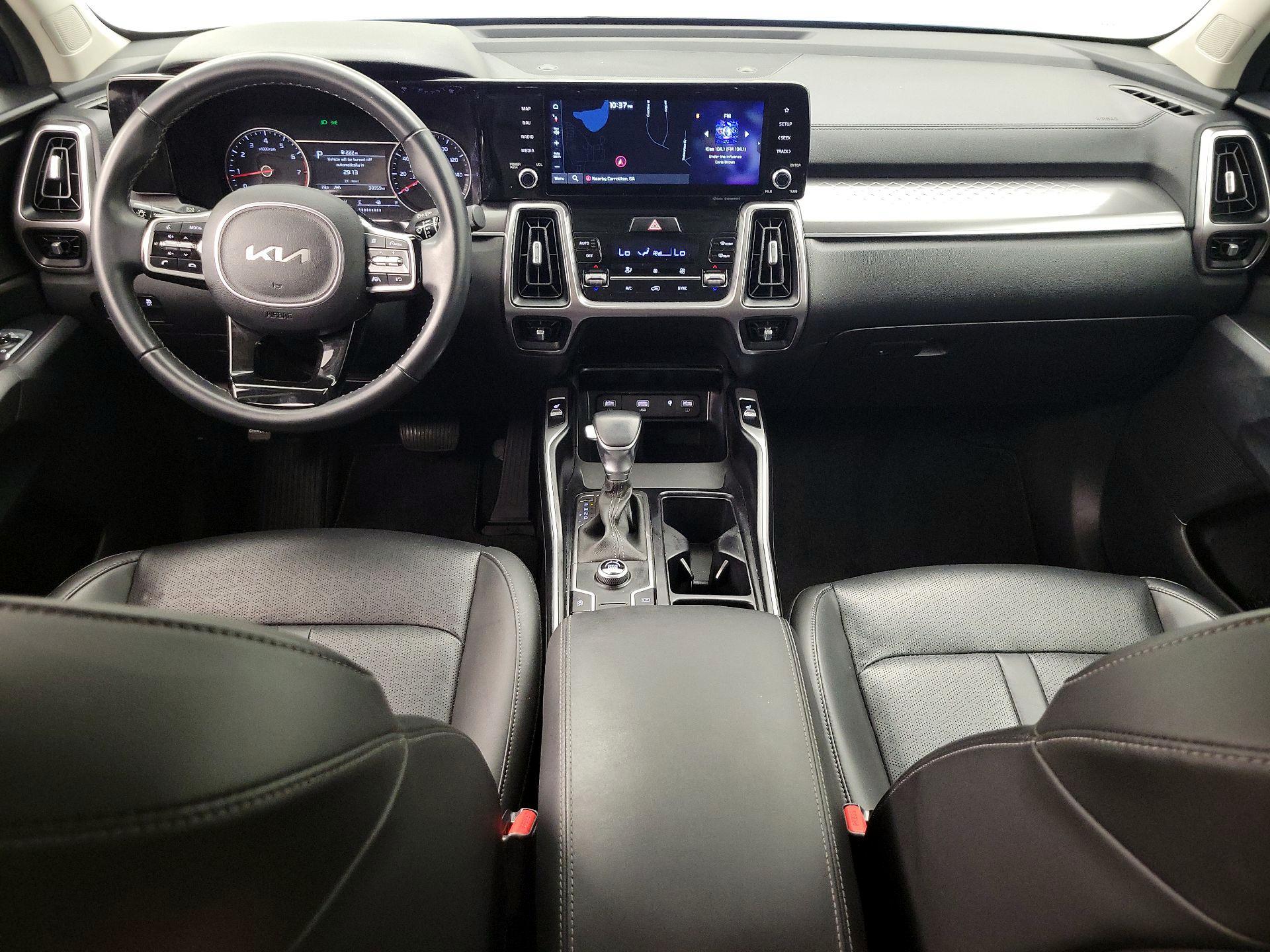 Thumbnail: 2023 Kia Sorento - 9