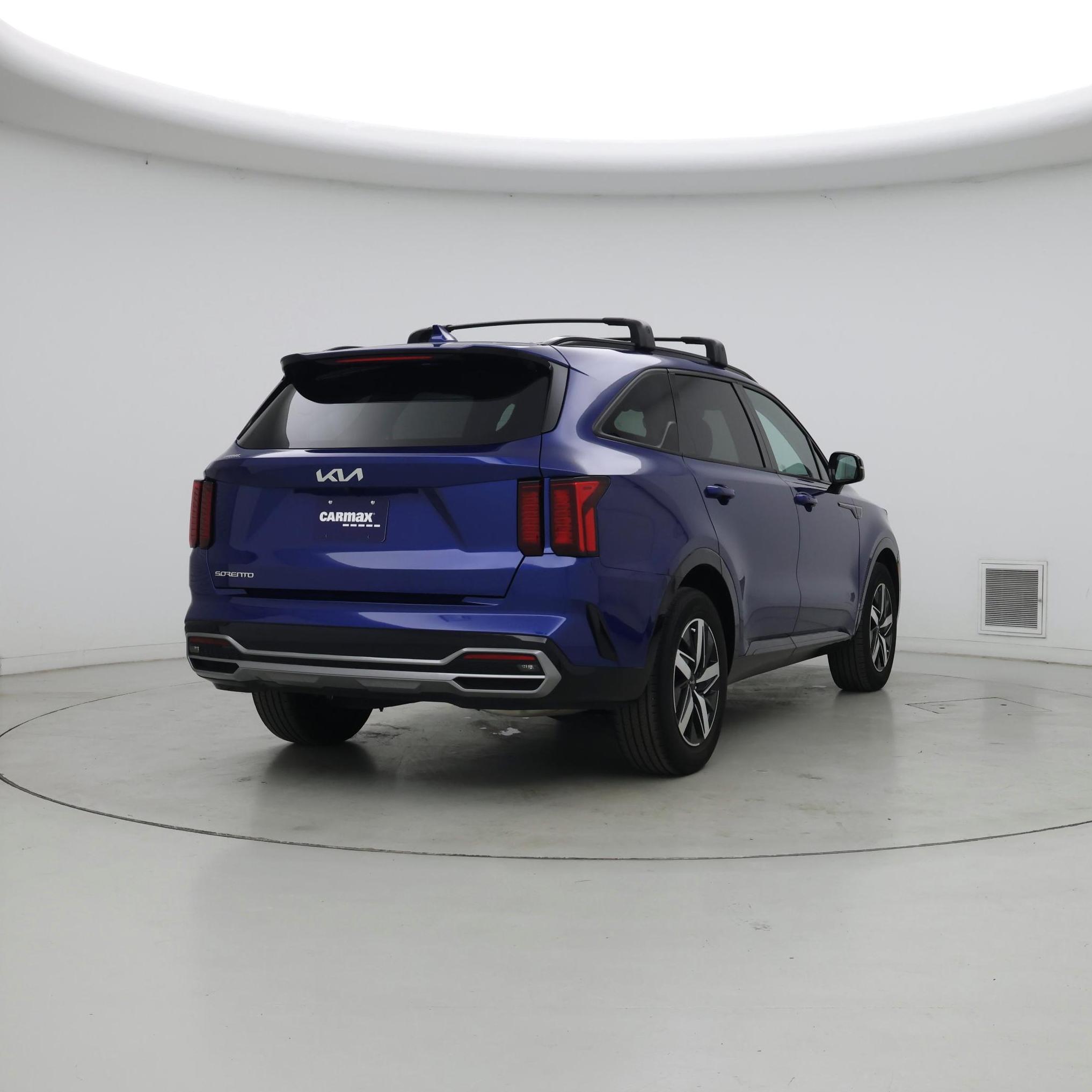Thumbnail: 2023 Kia Sorento - 8
