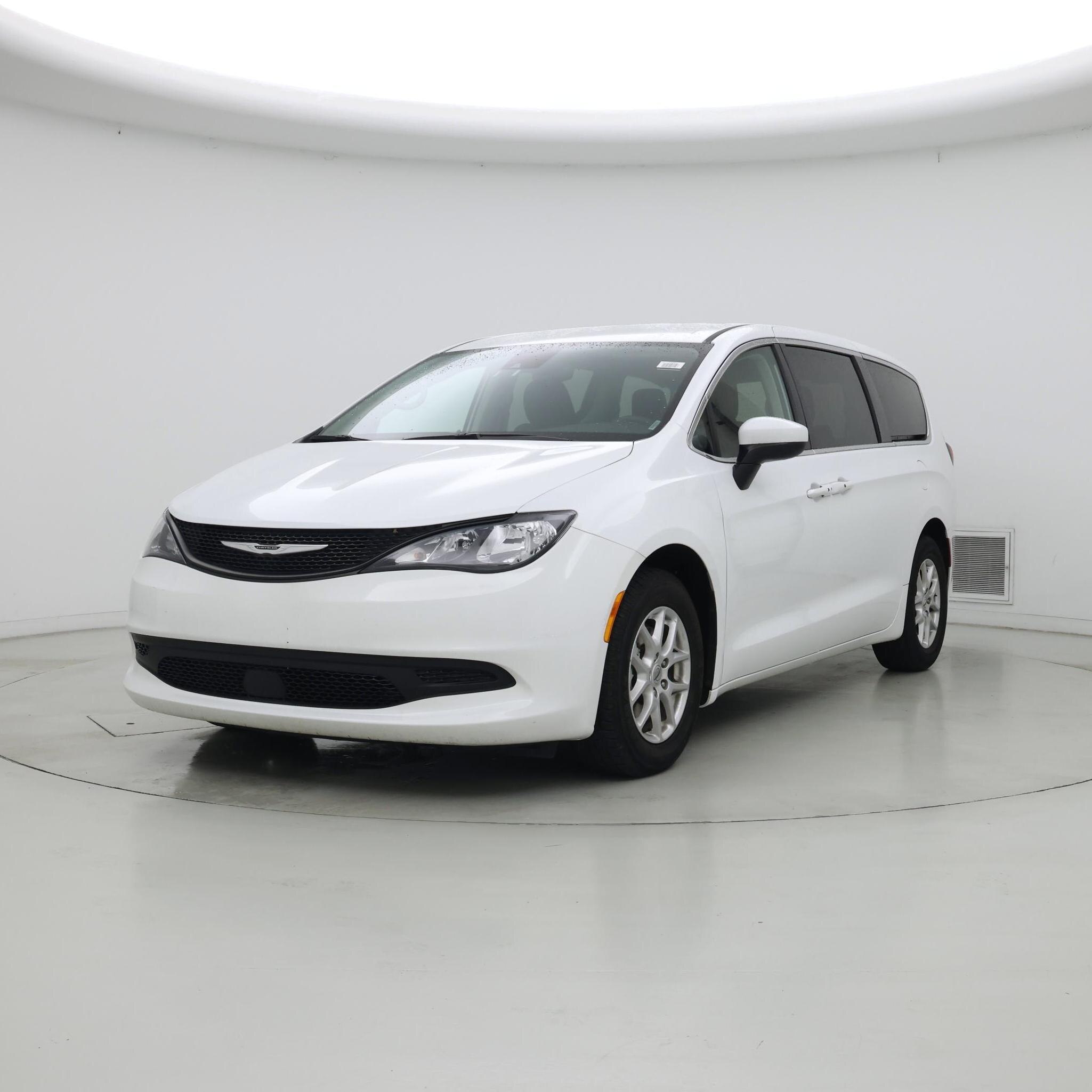 Thumbnail: 2023 Chrysler Voyager - 4