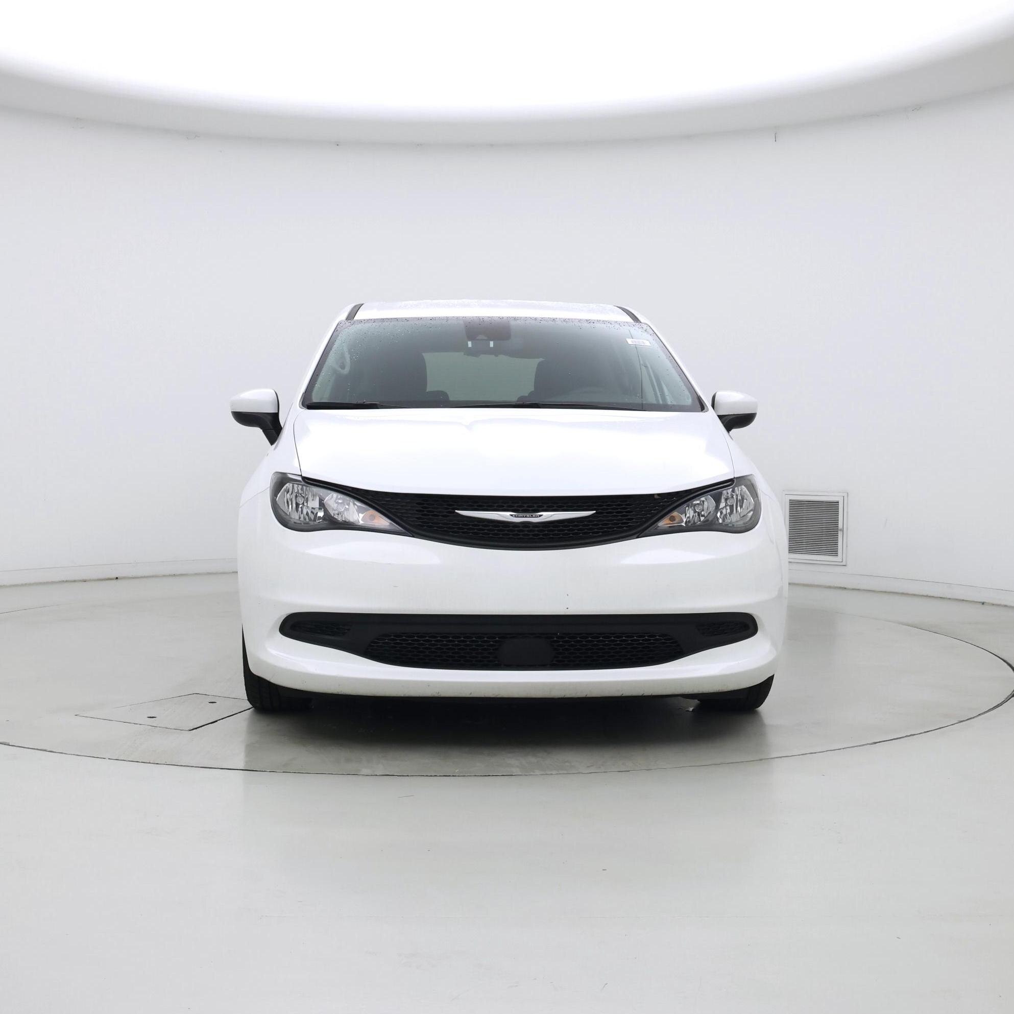 Thumbnail: 2023 Chrysler Voyager - 5