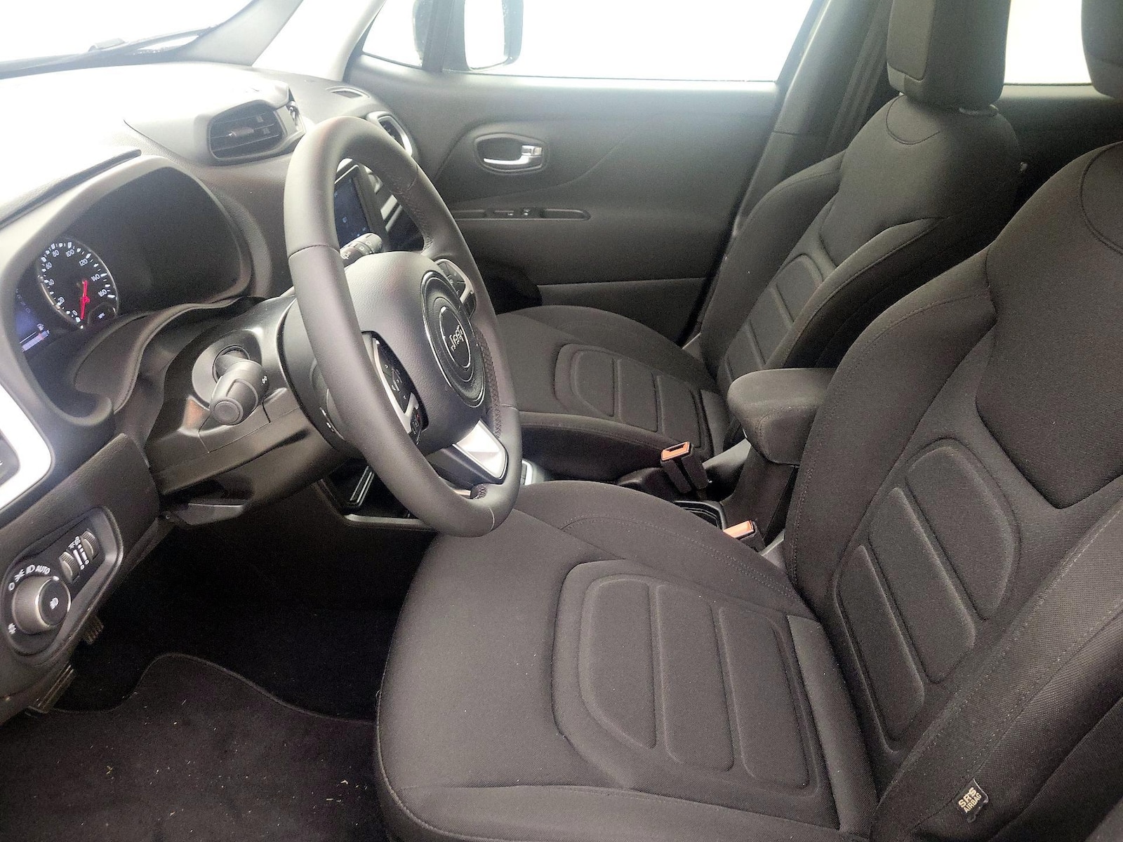 2021 Jeep Renegade Latitude - Photo 12