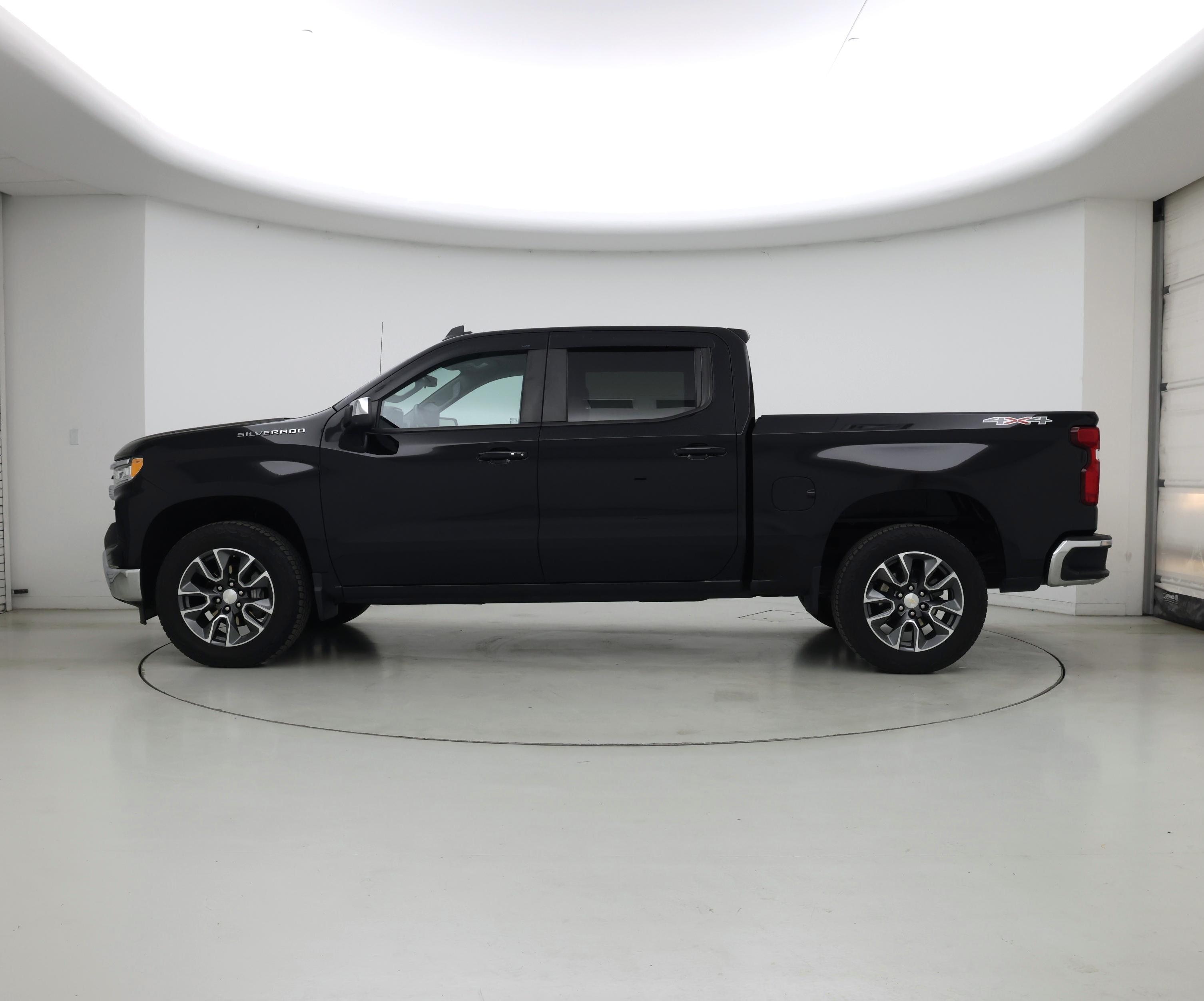 Thumbnail: 2023 Chevrolet Silverado 1500 - 3