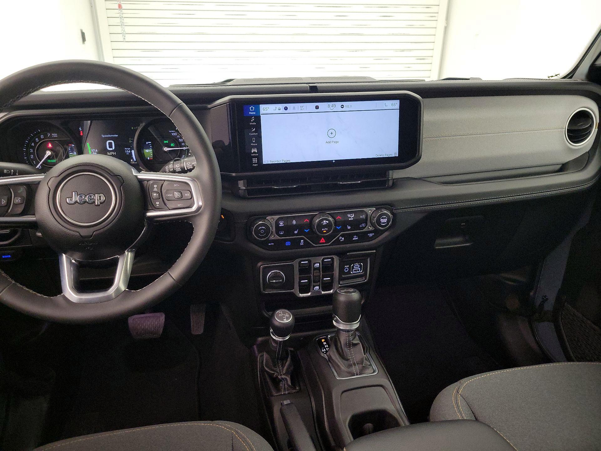 Thumbnail: 2025 Jeep Wrangler - 9