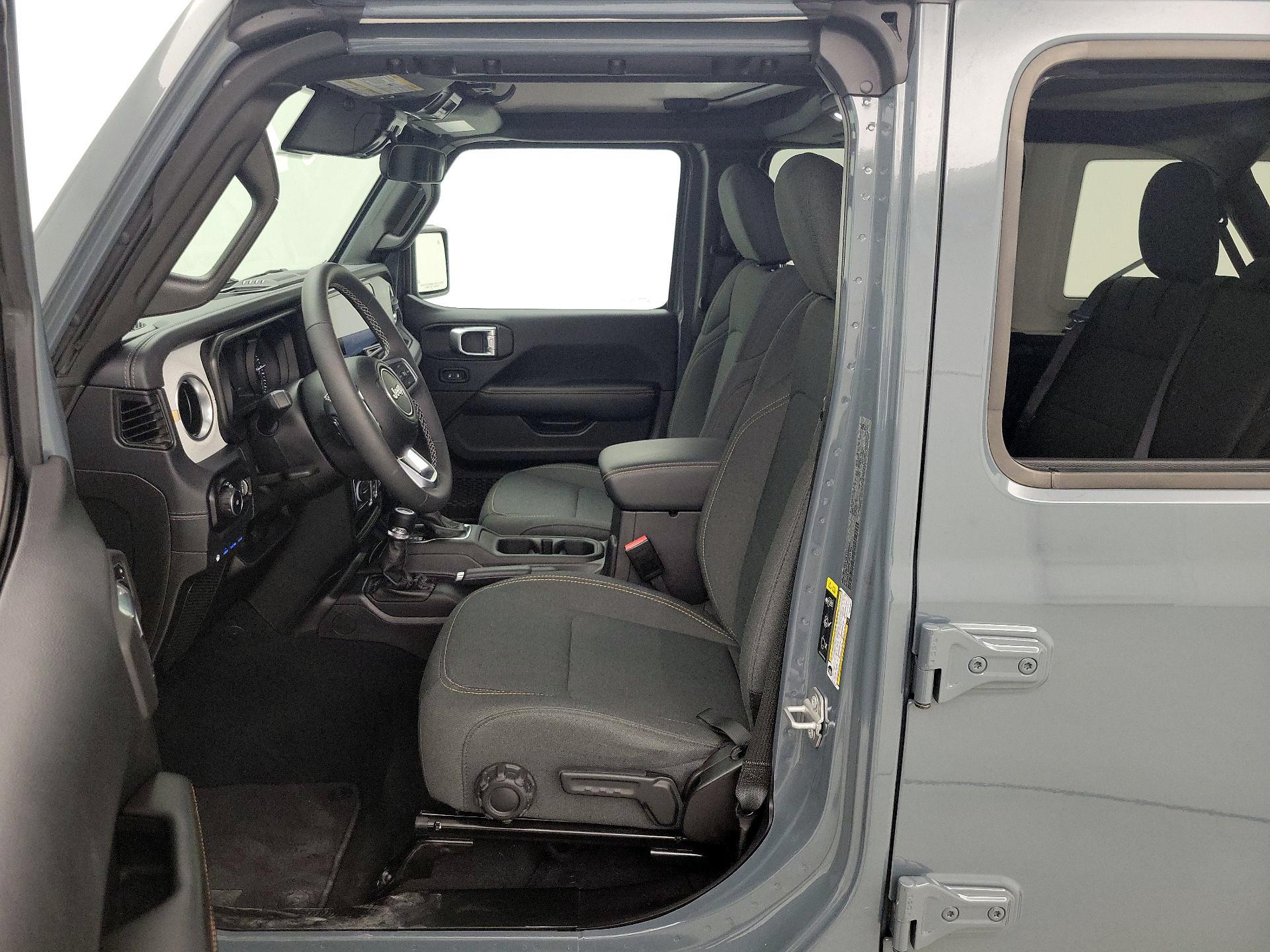 Thumbnail: 2025 Jeep Wrangler - 11
