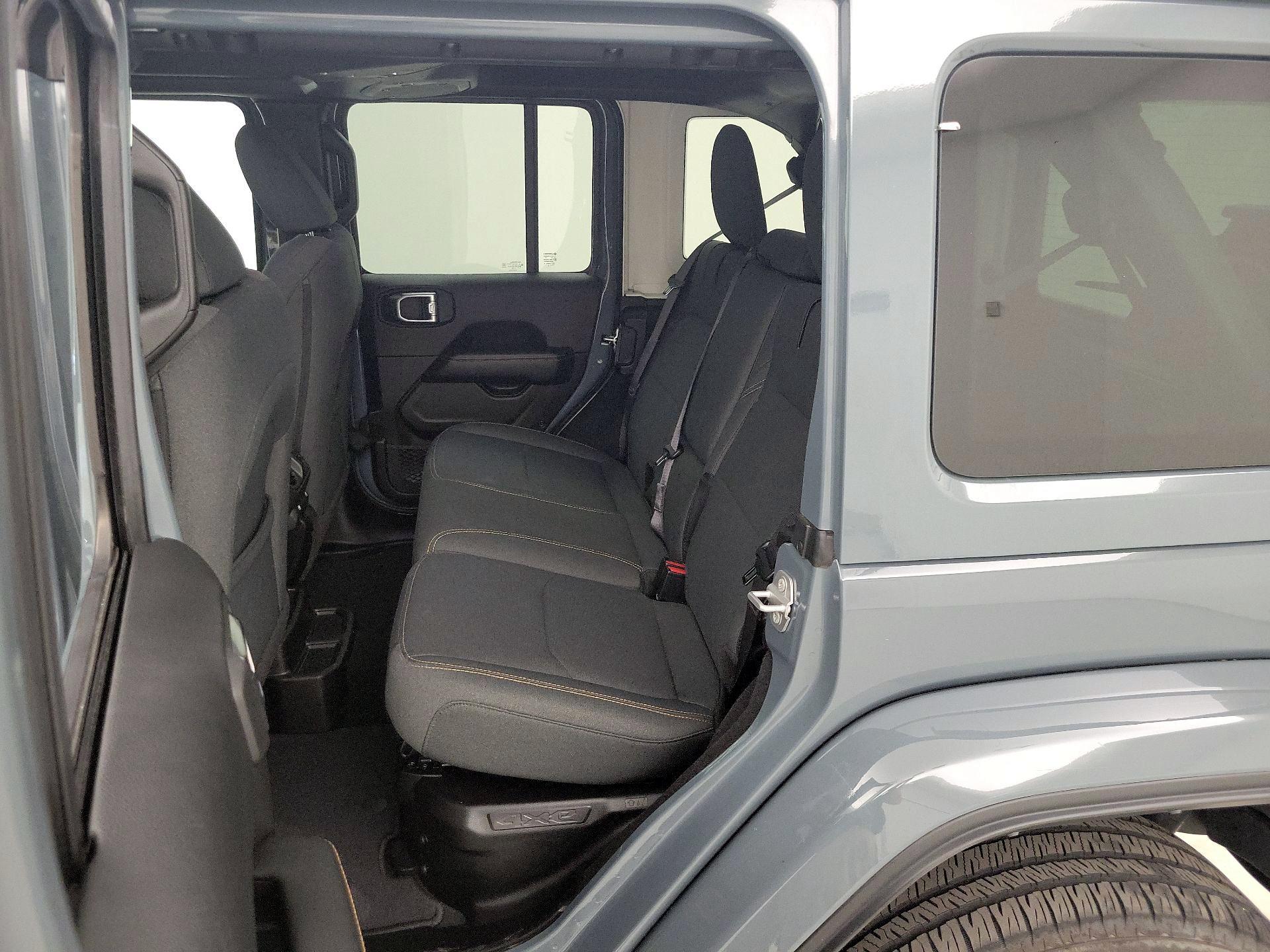 Thumbnail: 2025 Jeep Wrangler - 19