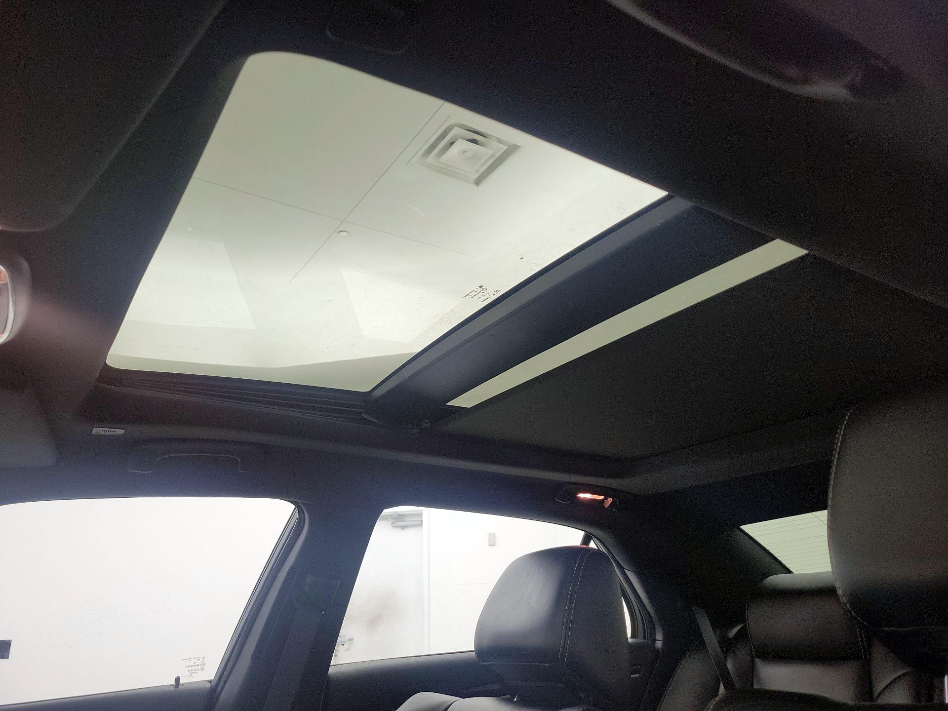 Thumbnail: 2023 Chrysler 300 - 20