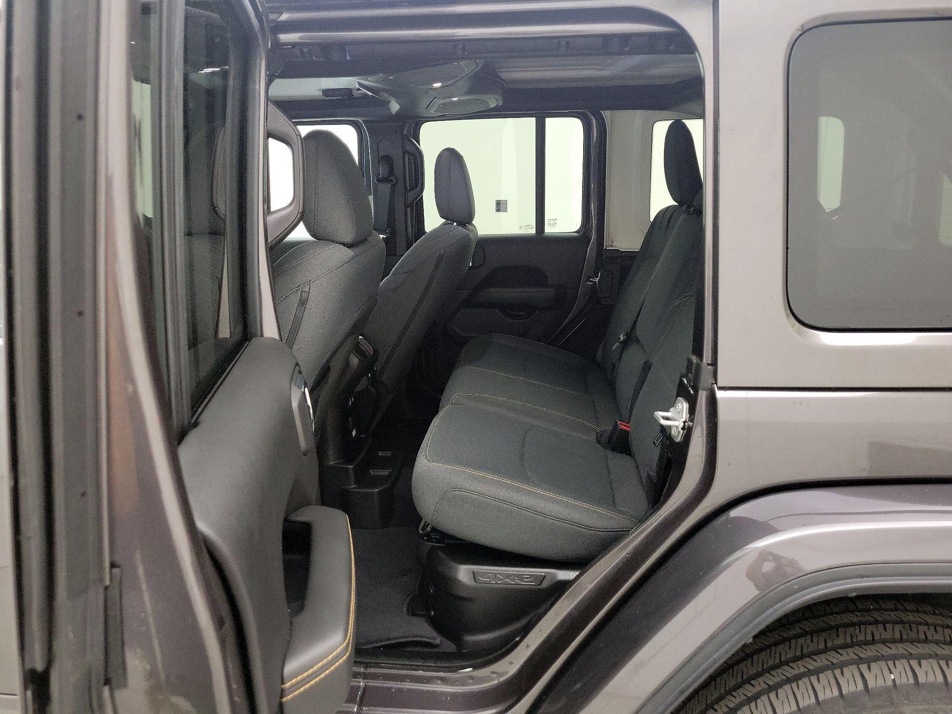 Thumbnail: 2025 Jeep Wrangler - 19