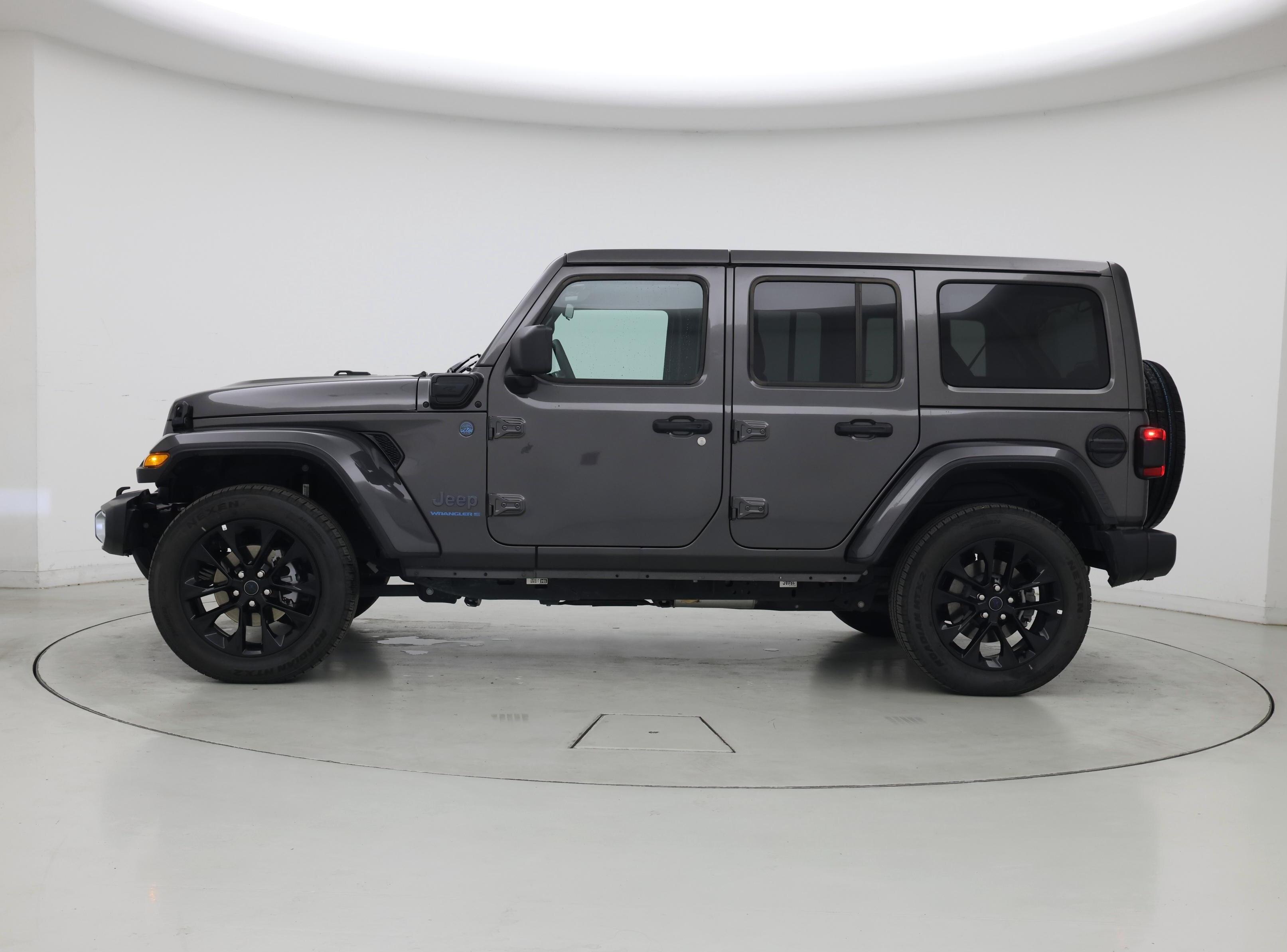 Thumbnail: 2025 Jeep Wrangler - 3