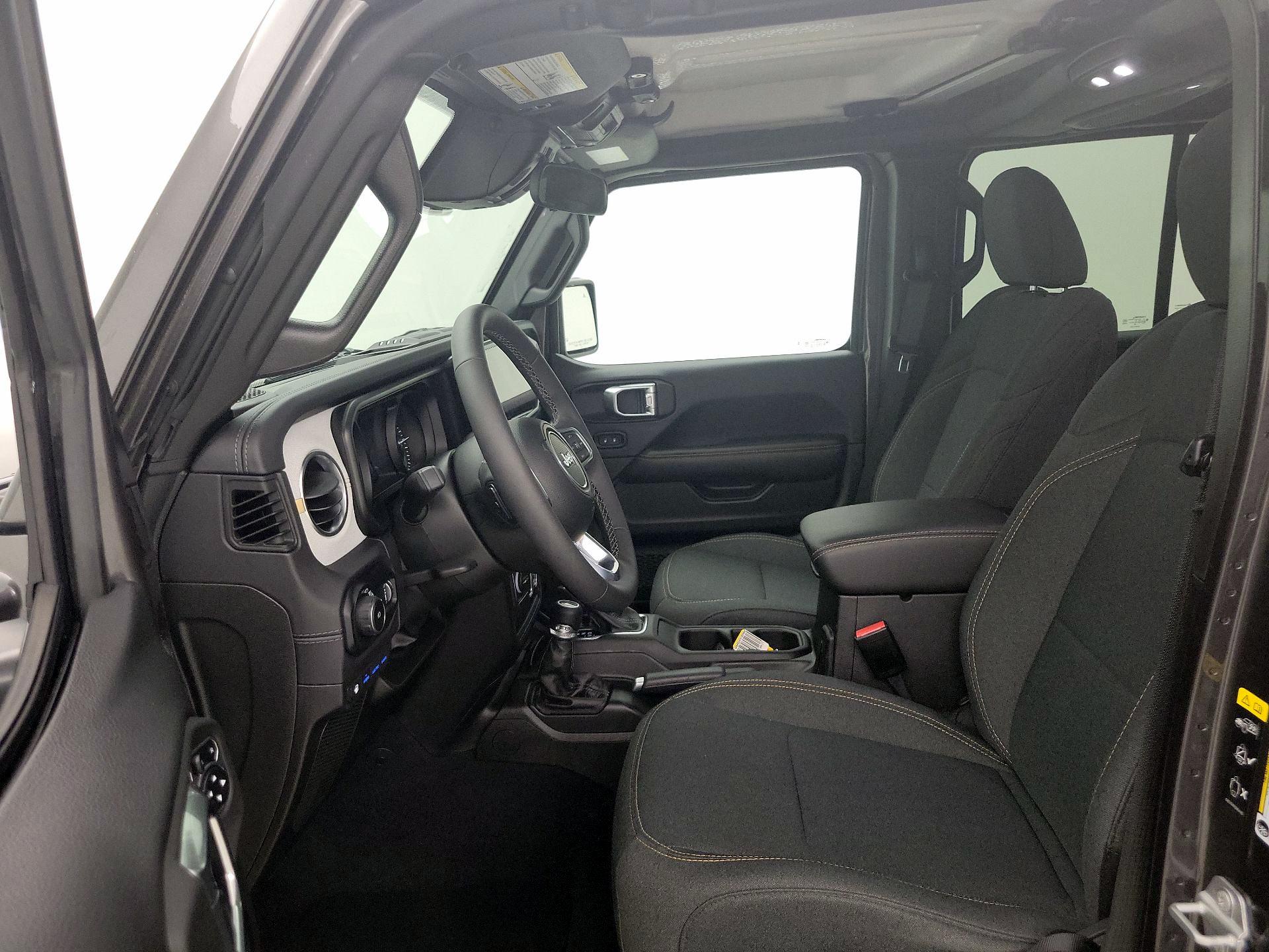 Thumbnail: 2025 Jeep Wrangler - 11