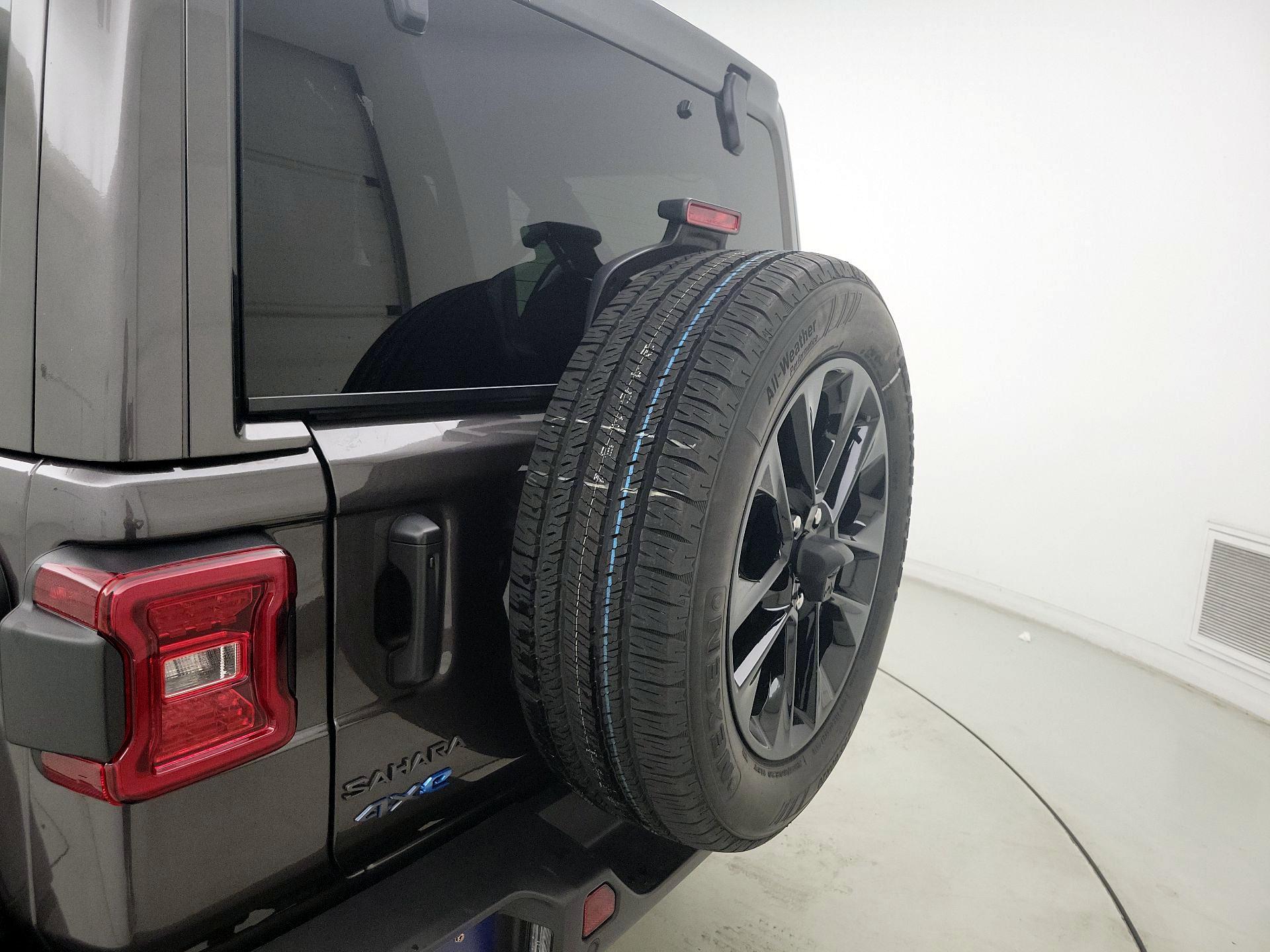 Thumbnail: 2025 Jeep Wrangler - 20