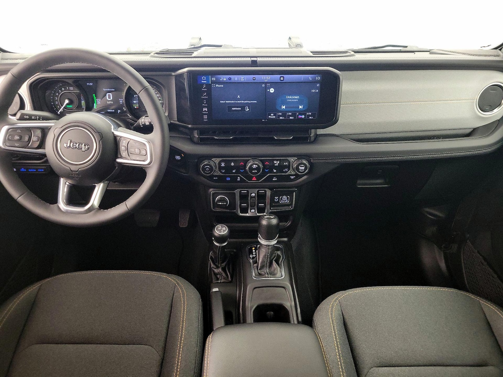 2025 Jeep Wrangler 4xe Sahara 4XE - Photo 10