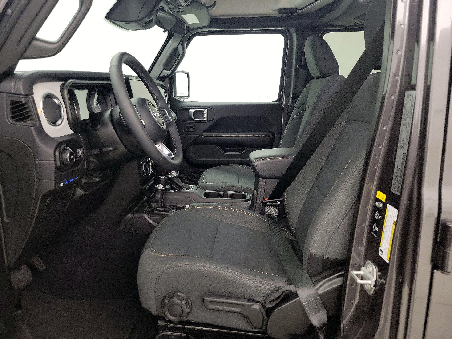 Thumbnail: 2025 Jeep Wrangler - 11