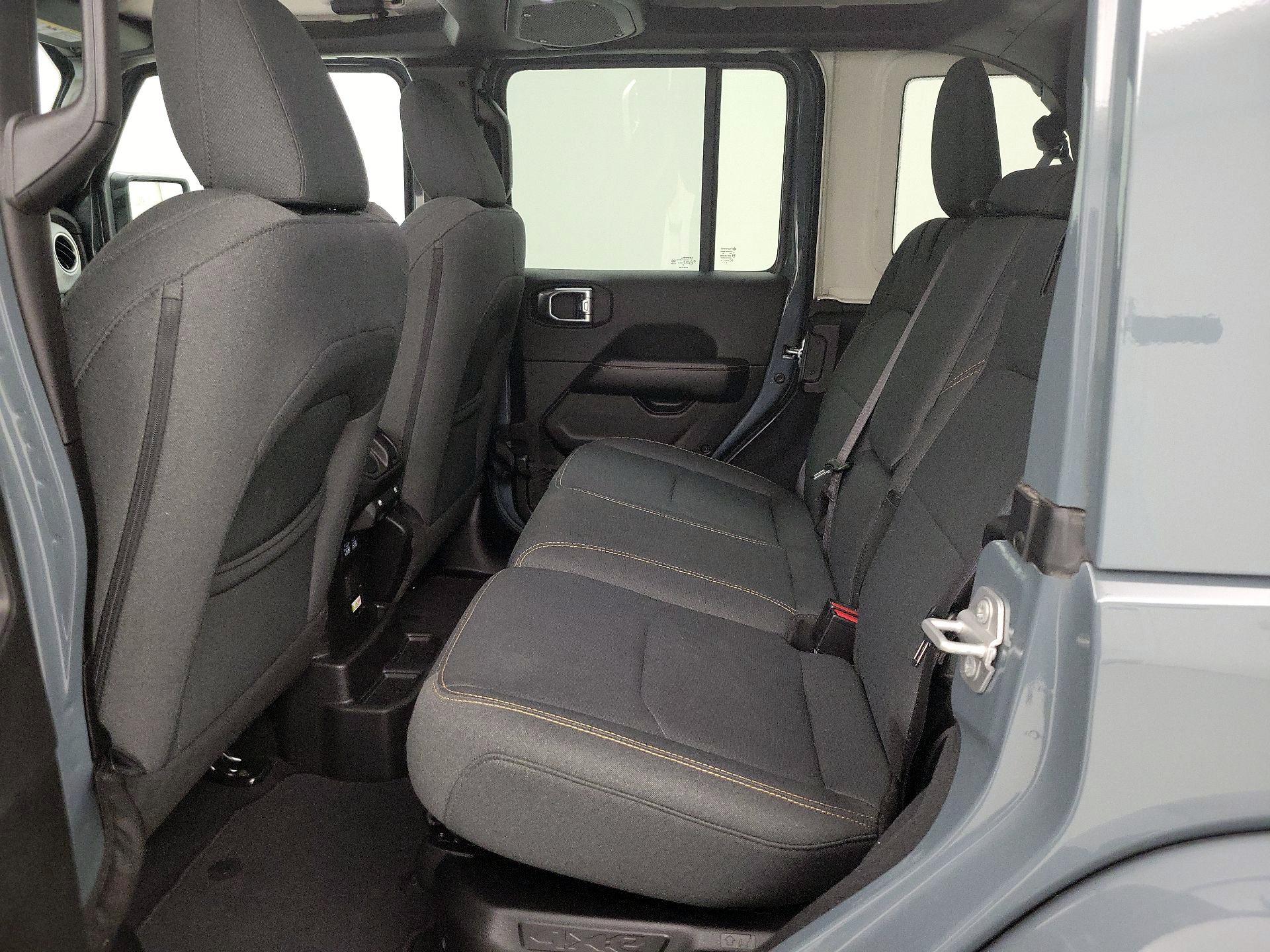 Thumbnail: 2025 Jeep Wrangler - 19
