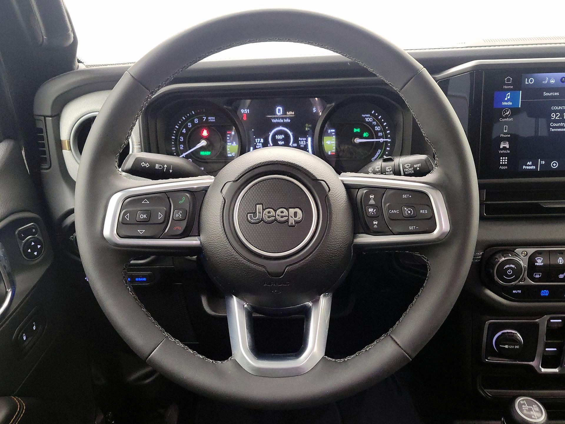 Thumbnail: 2025 Jeep Wrangler - 10