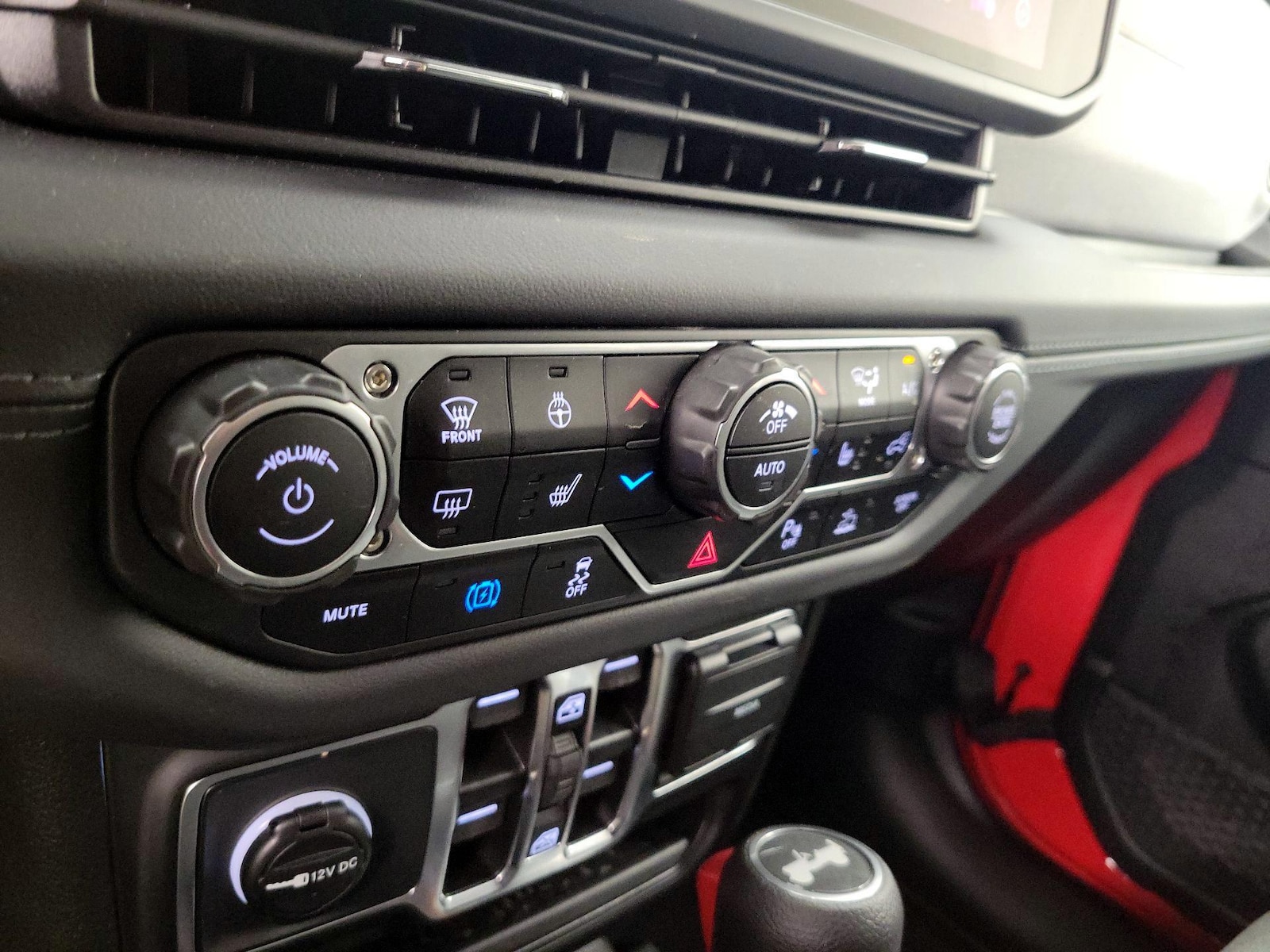 2025 Jeep Wrangler 4xe Sahara 4XE - Photo 17