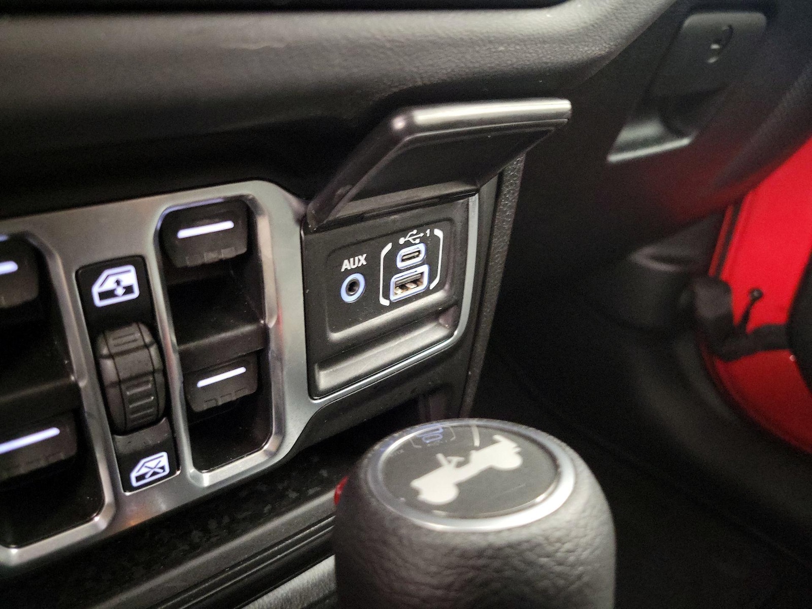 2025 Jeep Wrangler 4xe Sahara 4XE - Photo 19