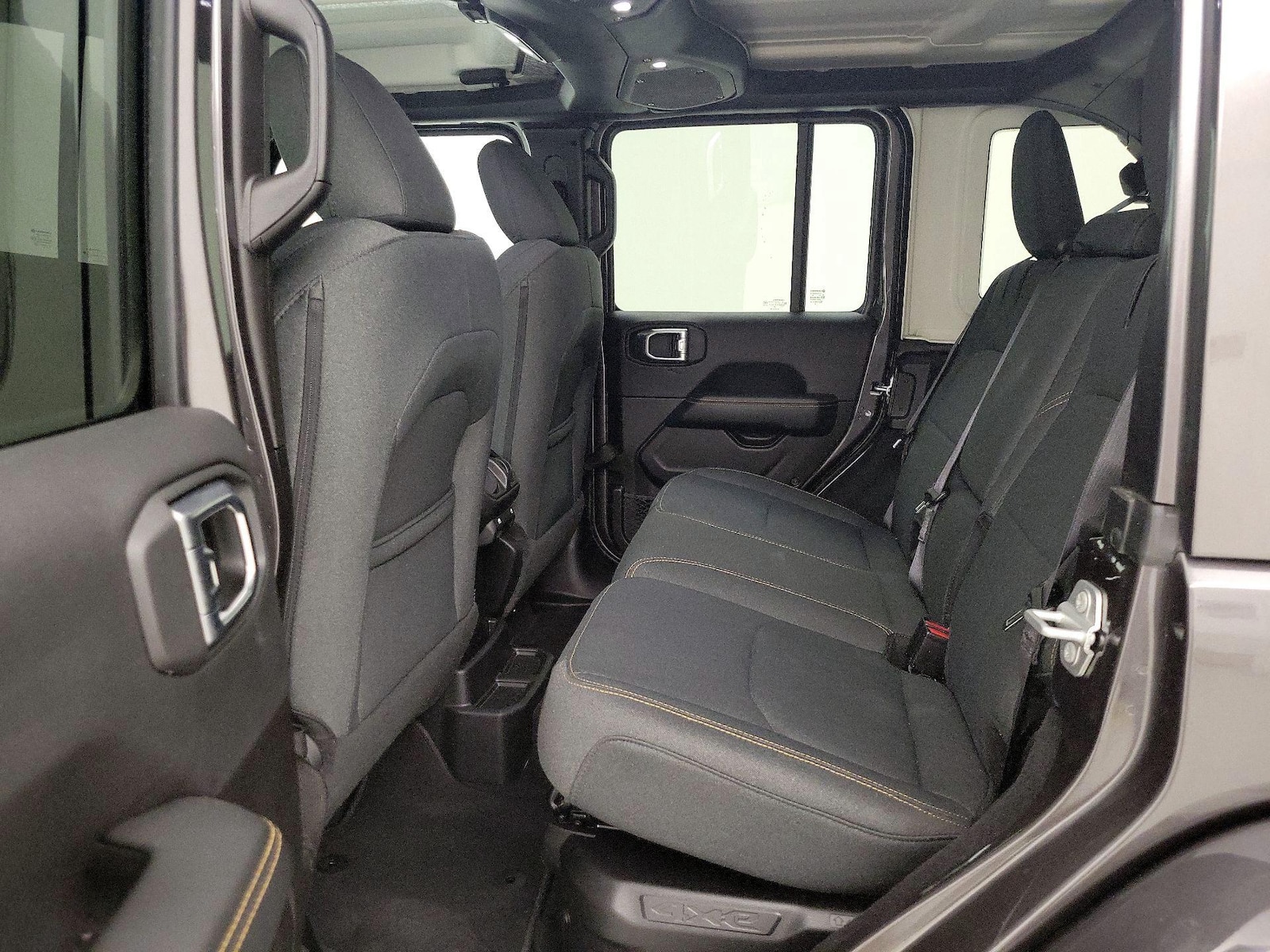 2025 Jeep Wrangler 4xe Sahara 4XE - Photo 20