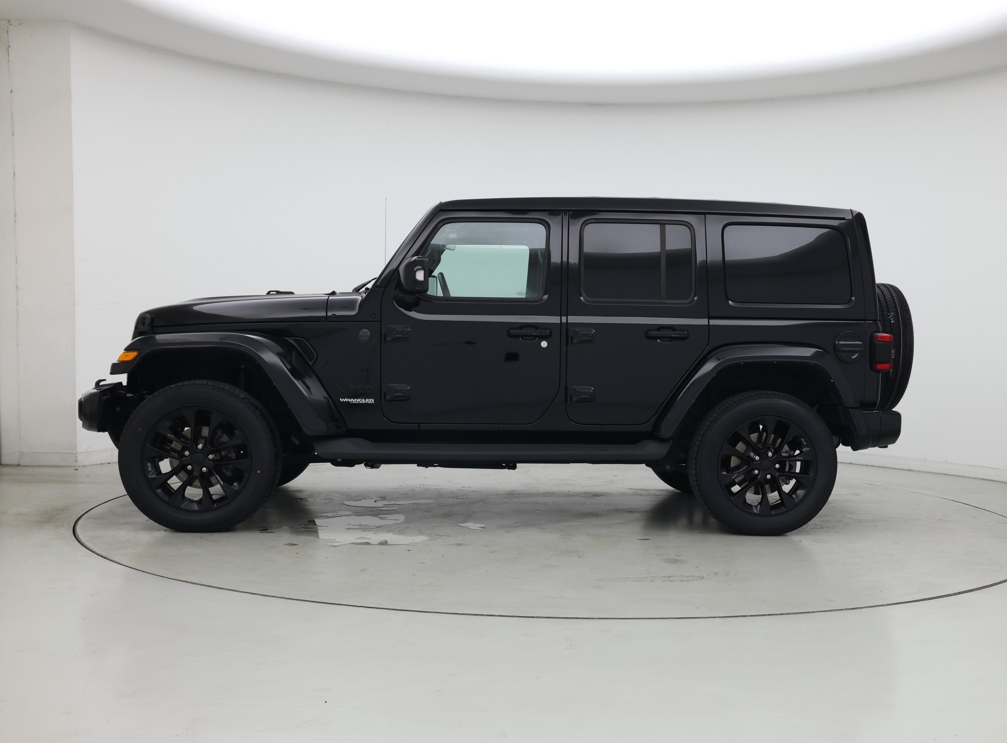Thumbnail: 2022 Jeep Wrangler - 3